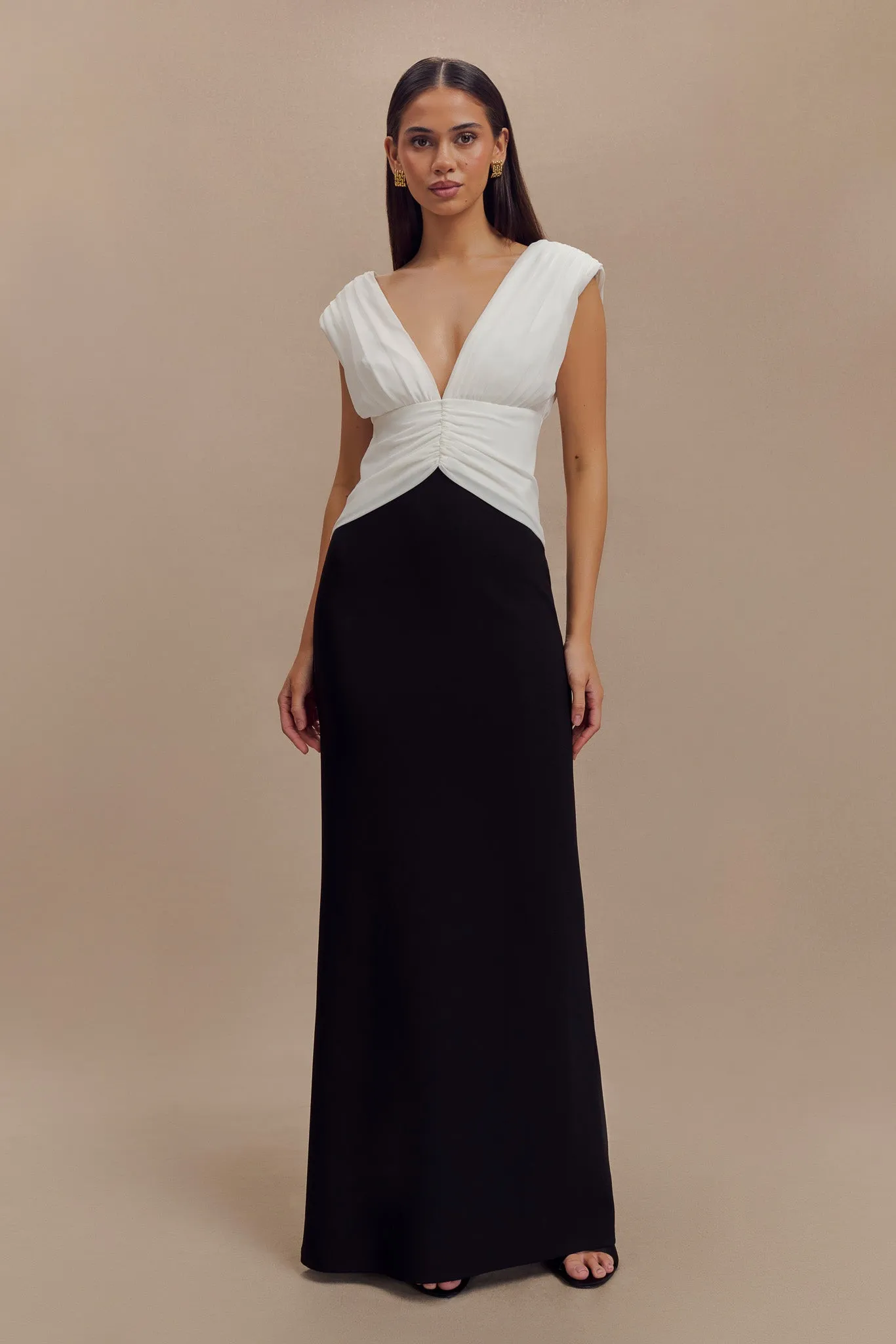 Monique Contrast Maxi Dress - Black sold by Meshki product image thumbnail 3