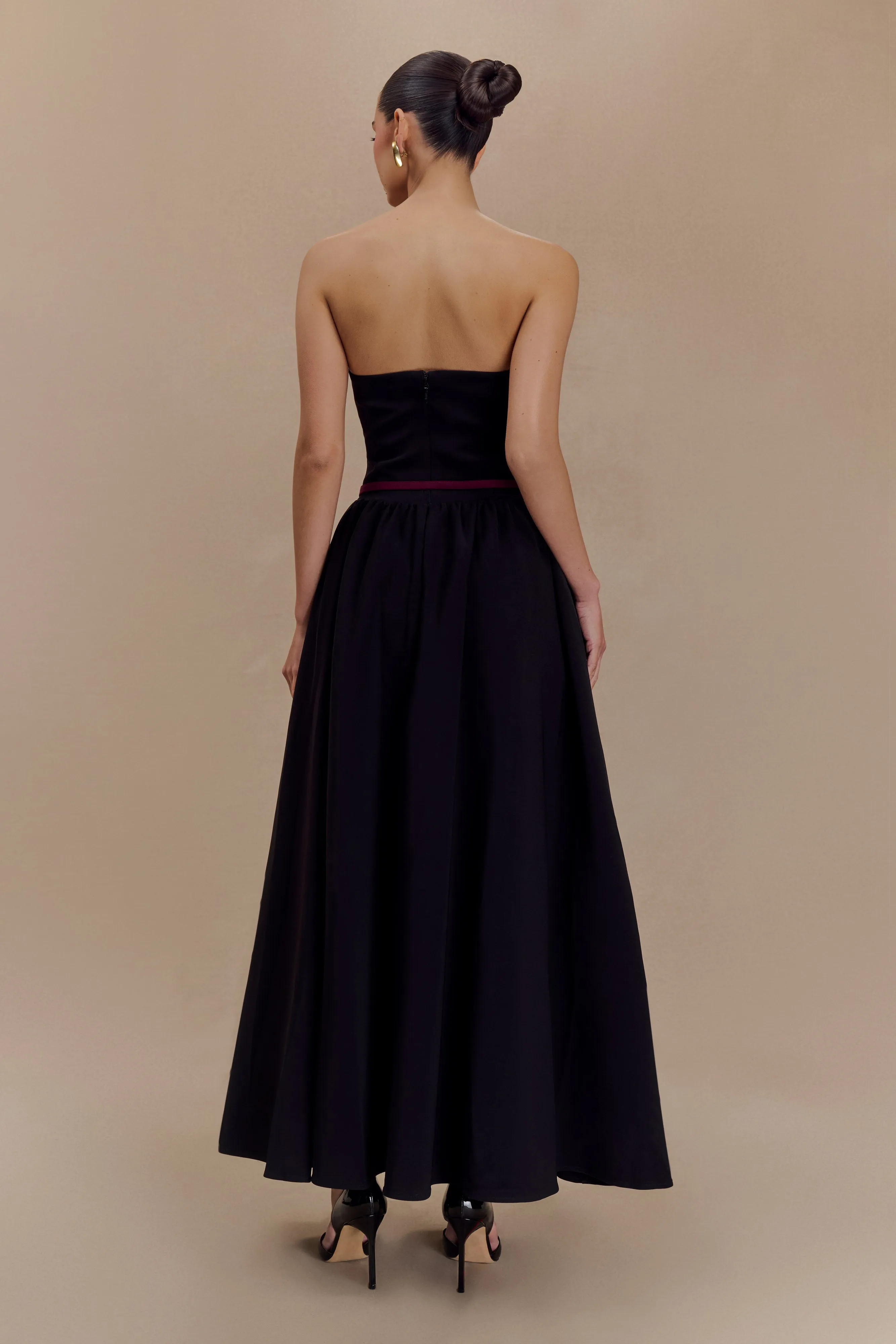 Penny Strapless Contrast Midi Dress - Black & White sold by Meshki product image thumbnail 5
