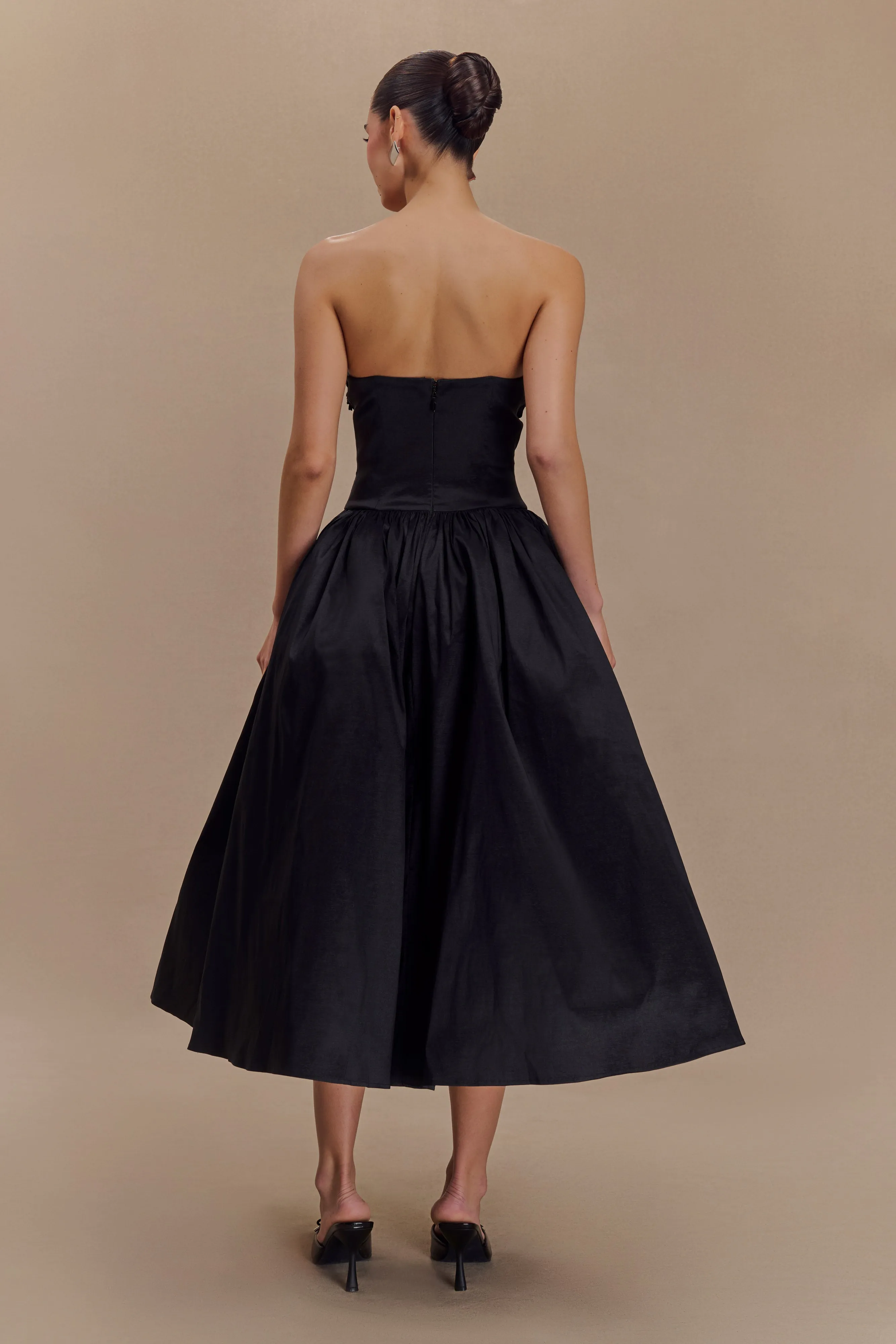 Elyssa Embroidered Midi Dress - Black sold by Meshki product image thumbnail 2