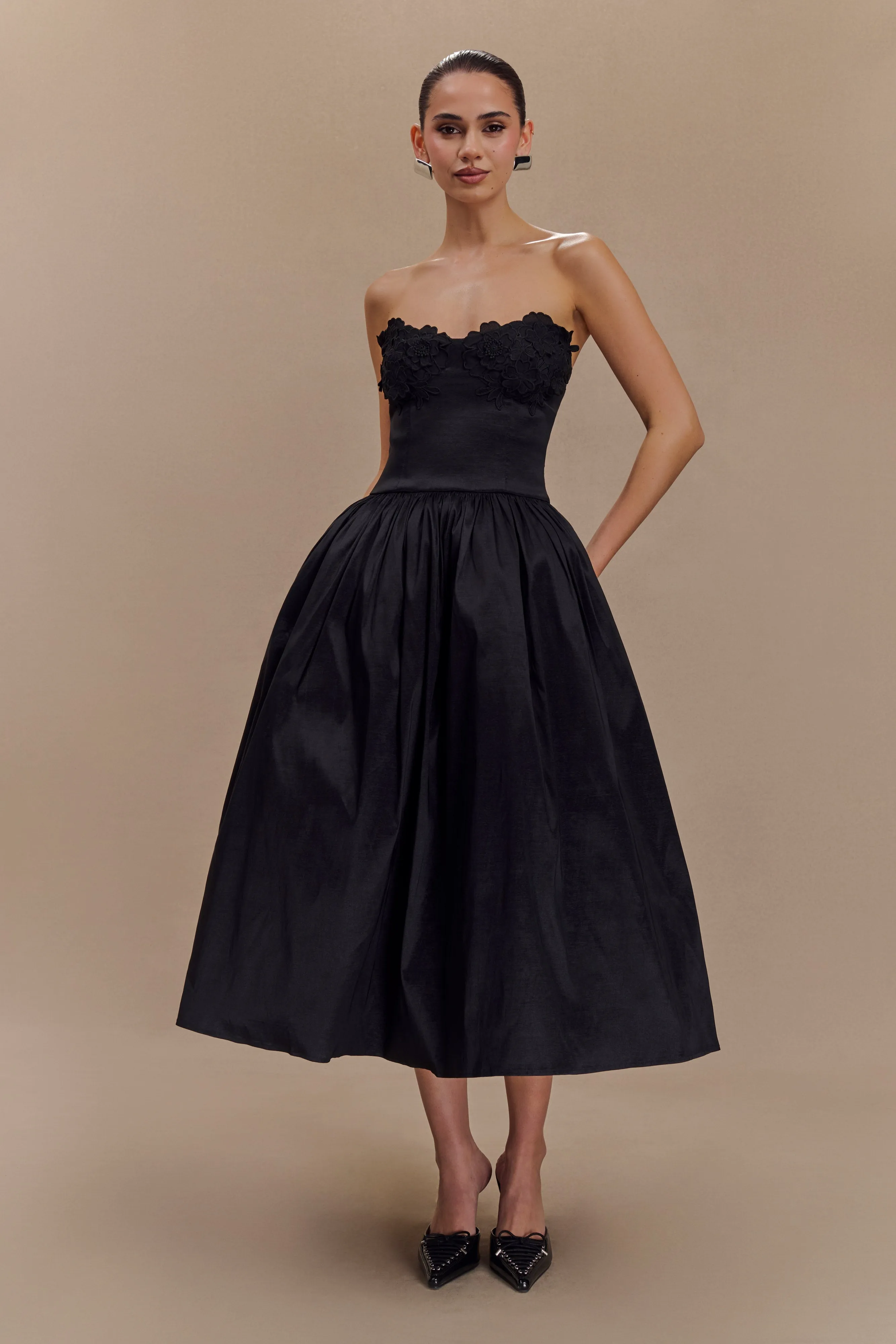 Elyssa Embroidered Midi Dress - Black sold by Meshki