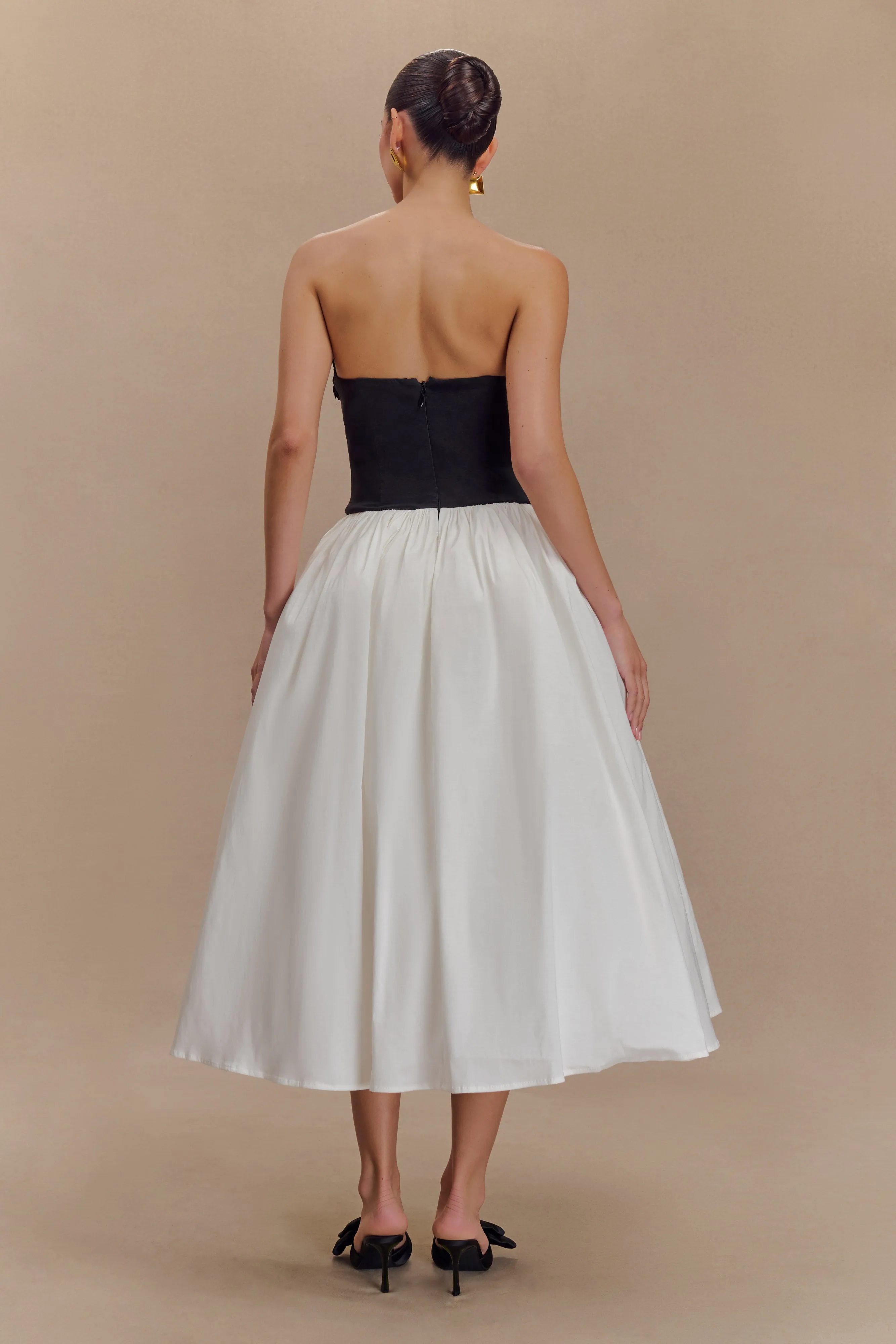 Elyssa Embroidered Contrast Midi Dress - White/Black sold by Meshki product image thumbnail 2