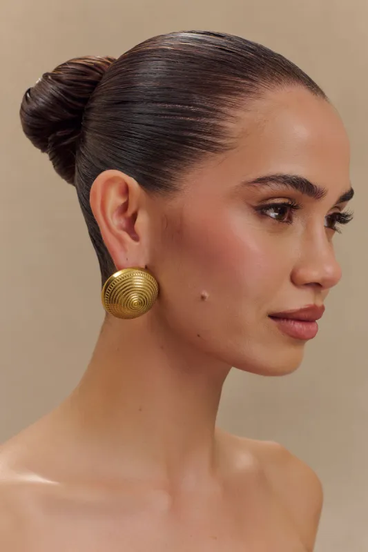 Kimberley Vintage Dome Earrings - Gold made by Meshki