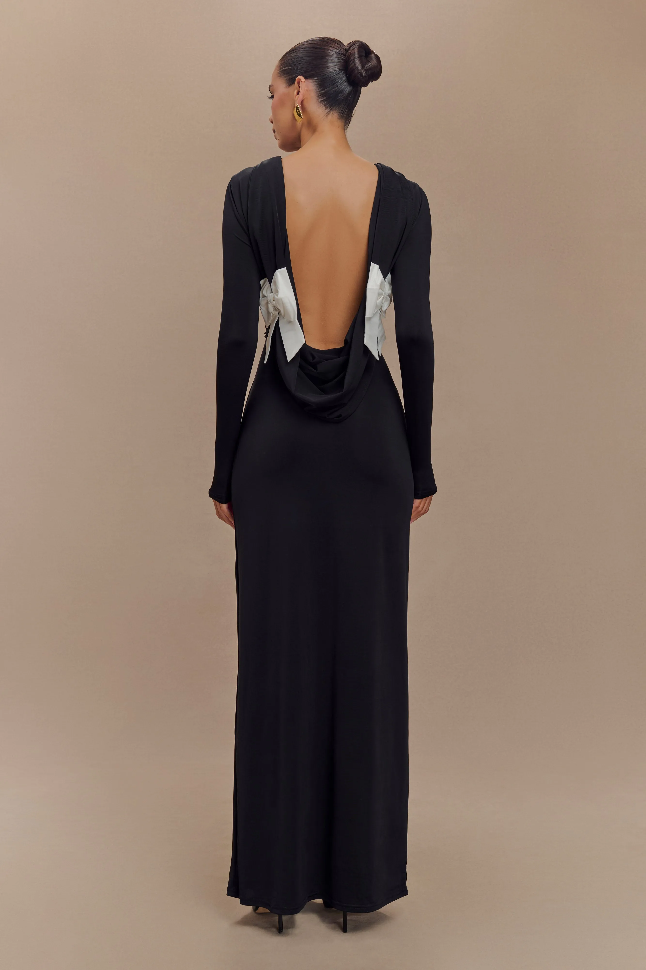 Bennett Slinky Long Sleeve Maxi Dress - Black/White sold by Meshki product image thumbnail 3