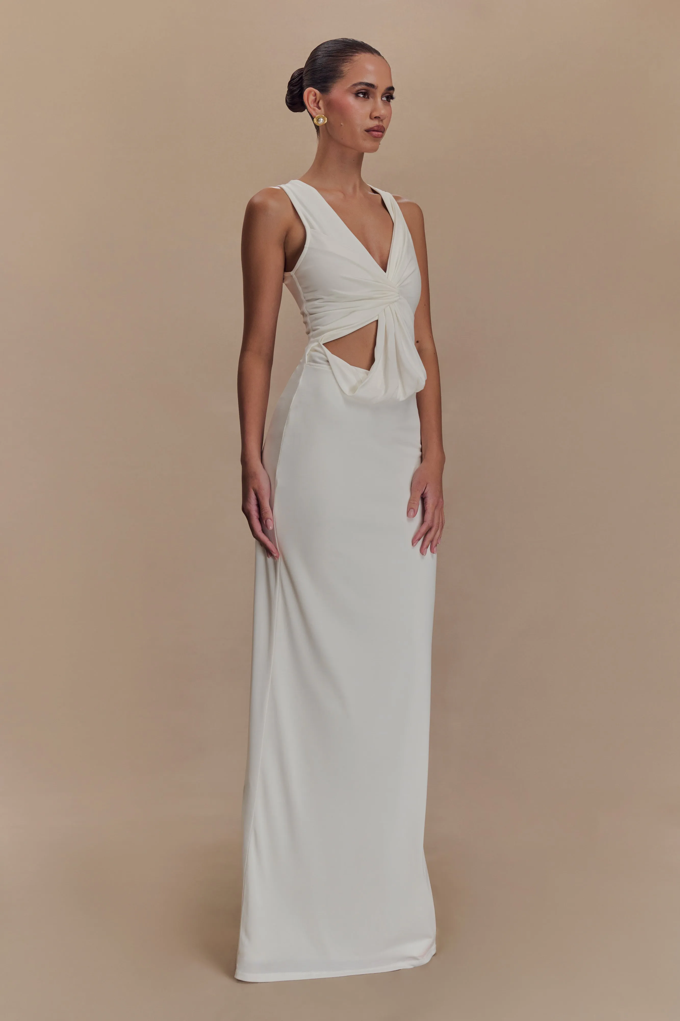 Kassidy Peached Jersey Maxi Dress - Ivory sold by Meshki product image thumbnail 4