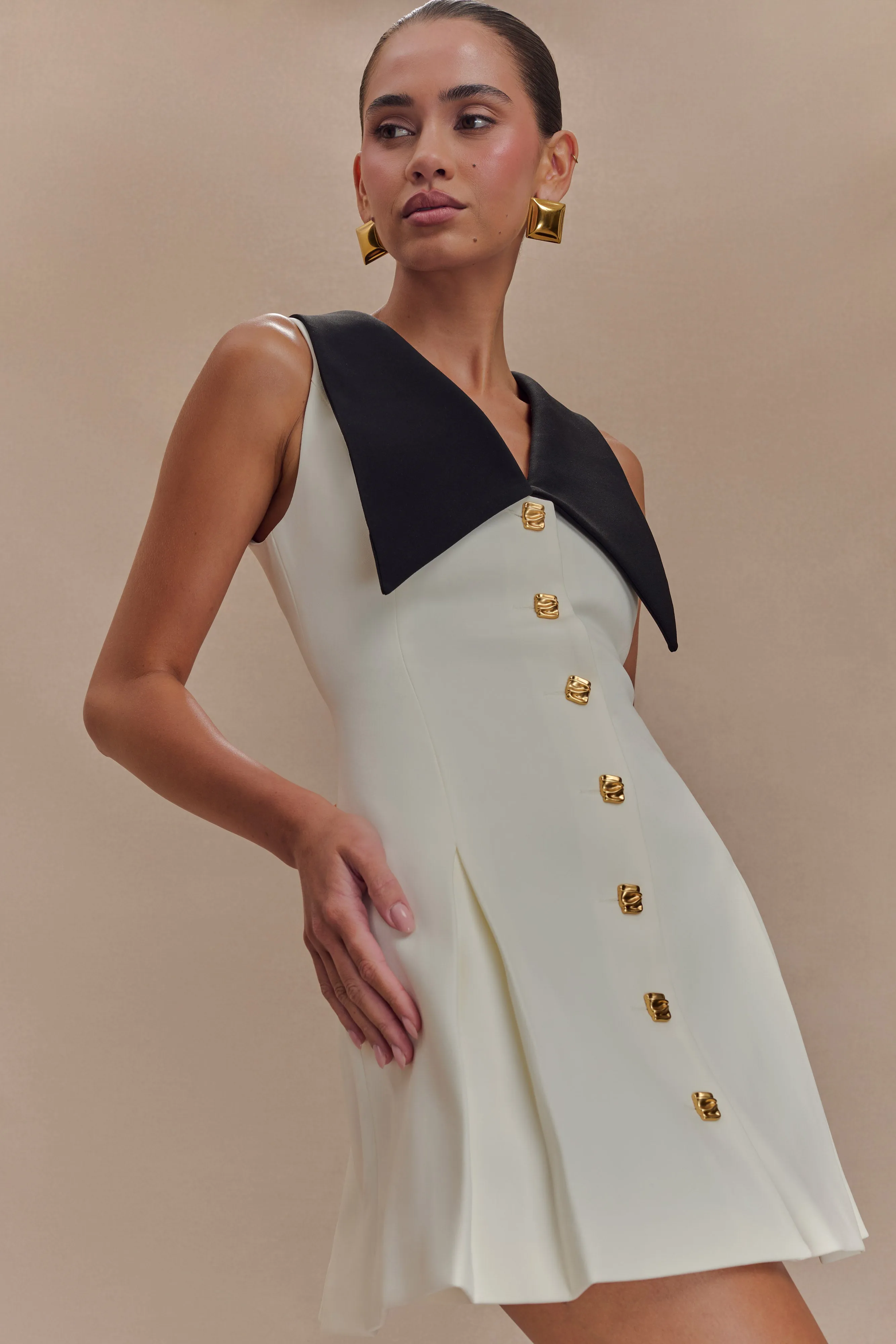 Oli Sleeveless Contrast Mini Dress - Ivory/Black sold by Meshki product image thumbnail 3