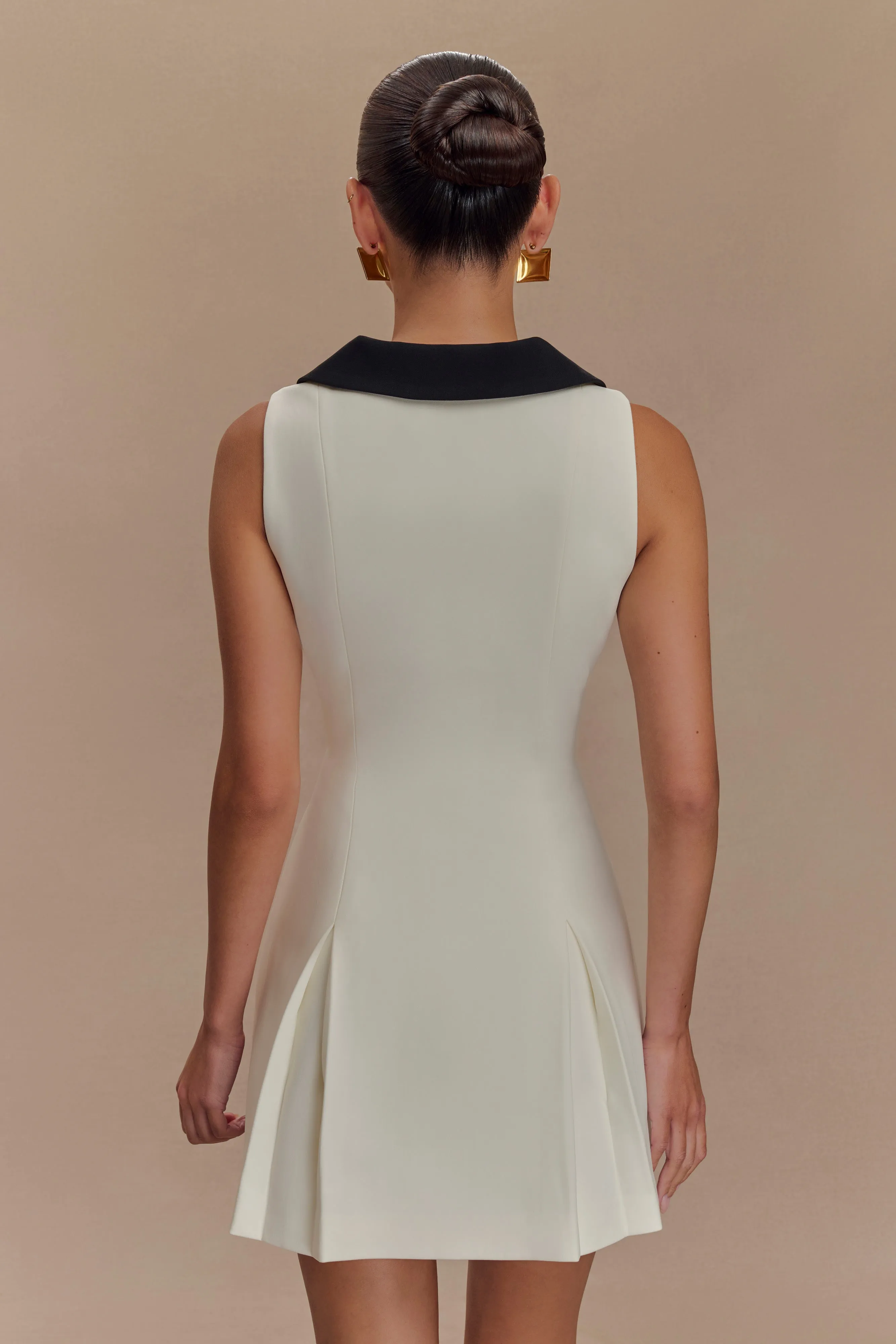 Oli Sleeveless Contrast Mini Dress - Ivory/Black sold by Meshki product image thumbnail 4