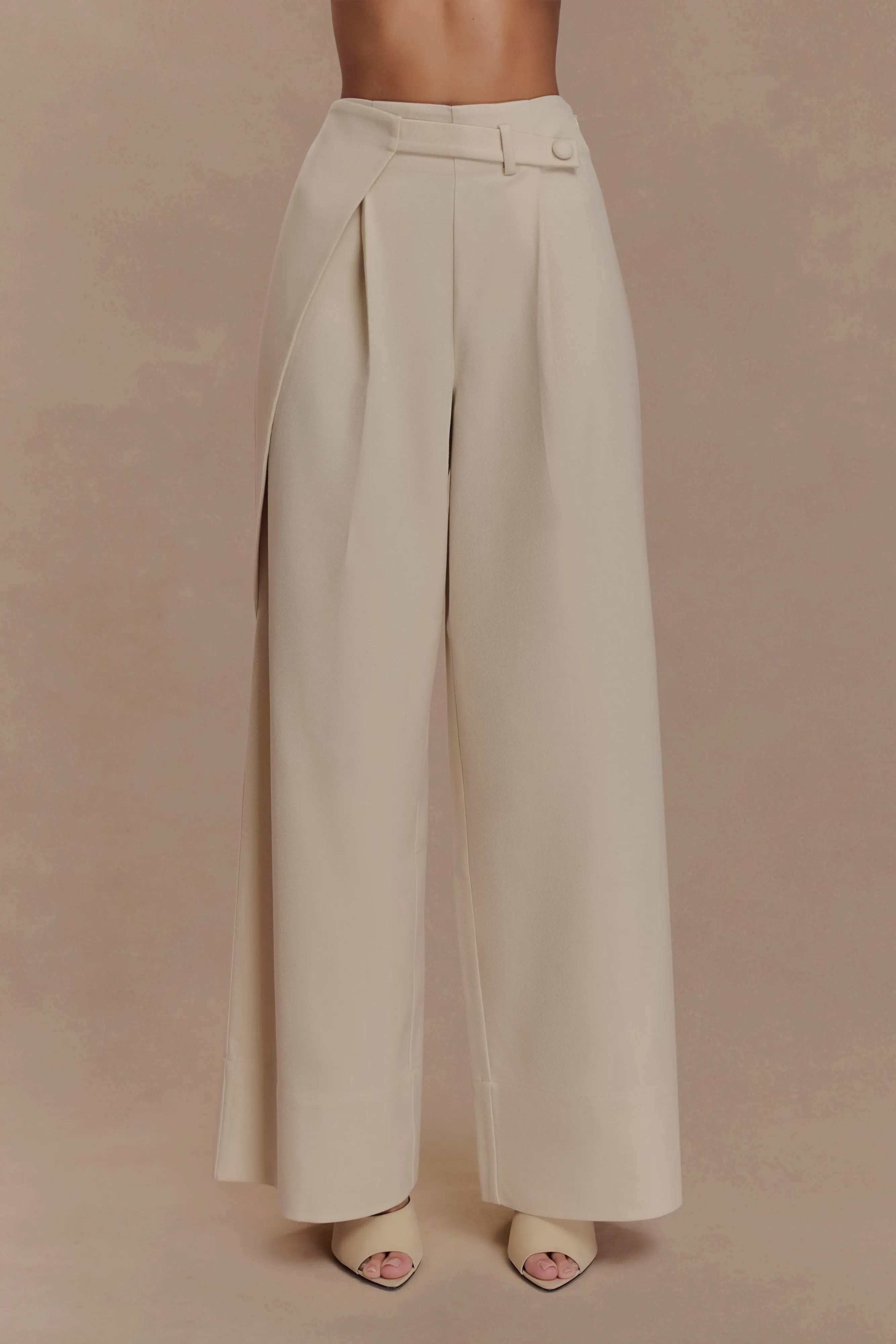 Mila Straight Leg Suiting Pant - Buttermilk sold by Meshki
