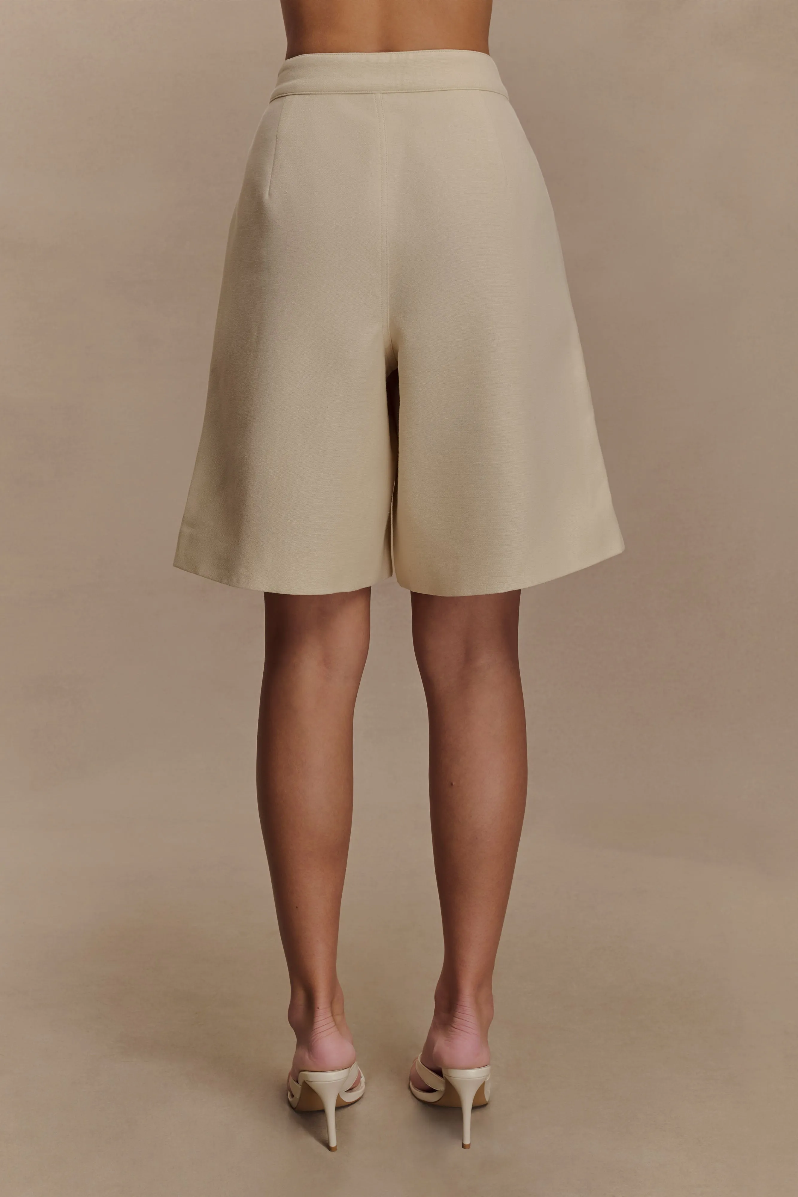 Andina Linen Shorts - Natural Beige sold by Meshki product image thumbnail 2