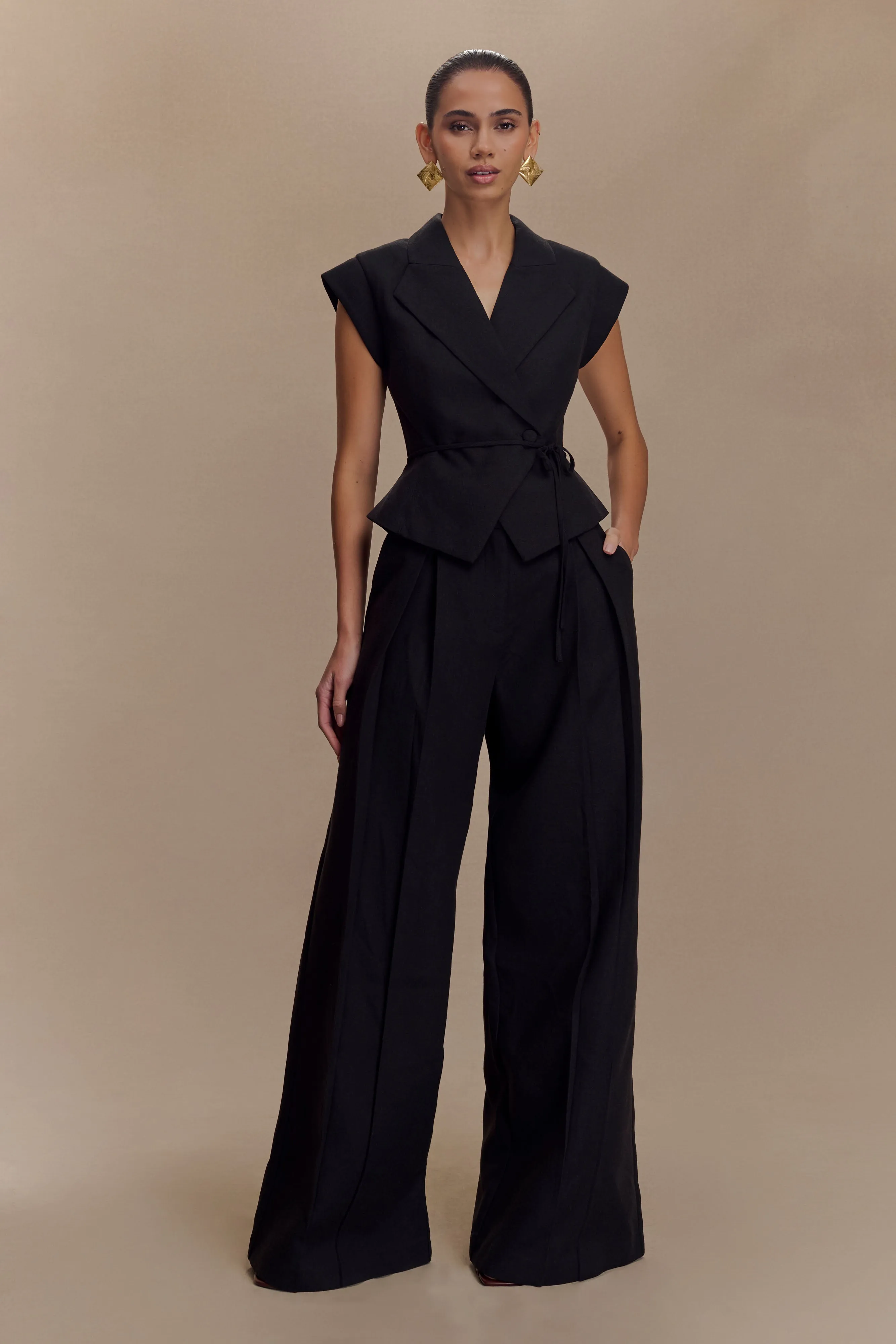 Raya Mid Rise Wide Leg Linen Pant - Black sold by Meshki