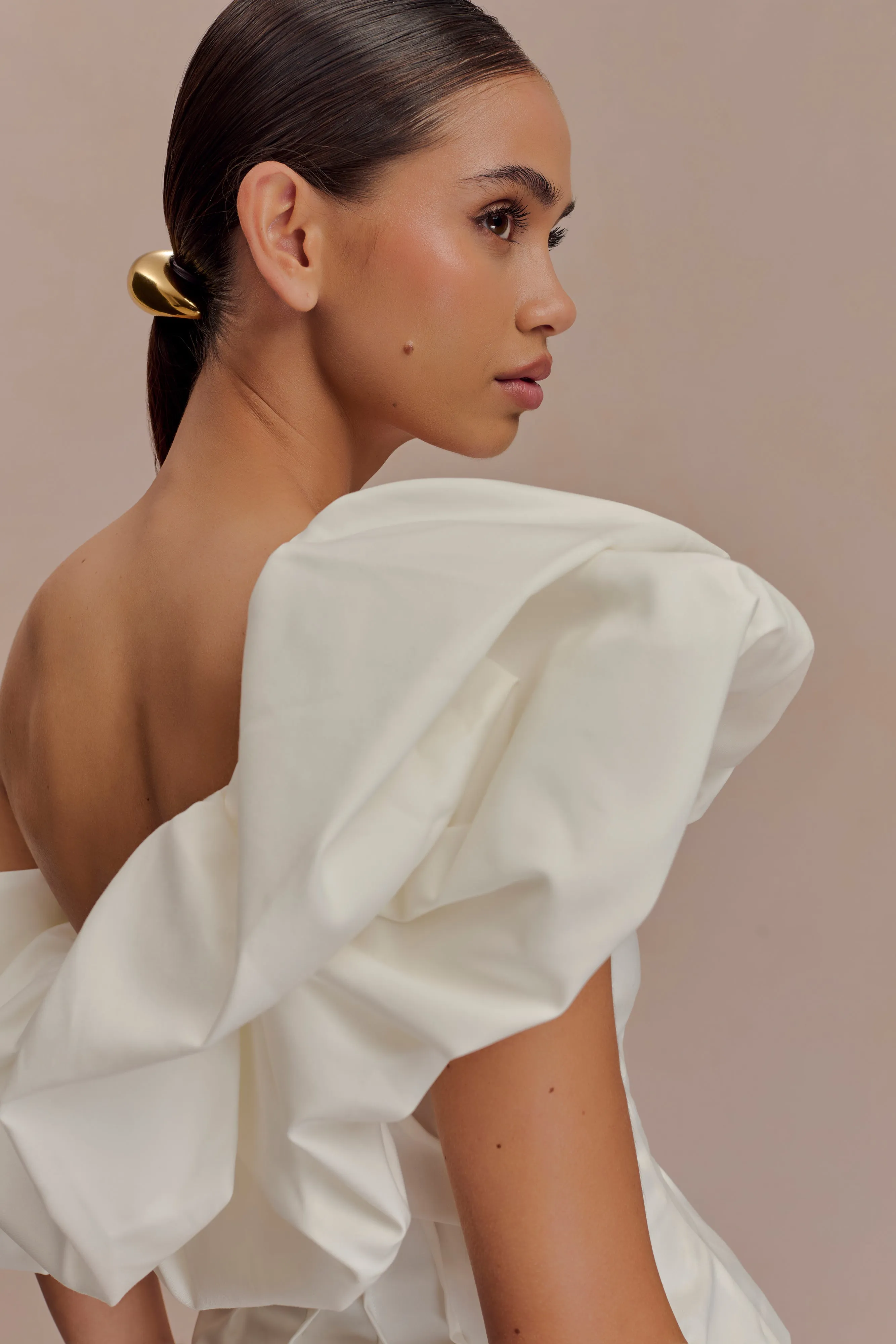 Debbie One Shoulder Bubble Top - White sold by Meshki product image thumbnail 3