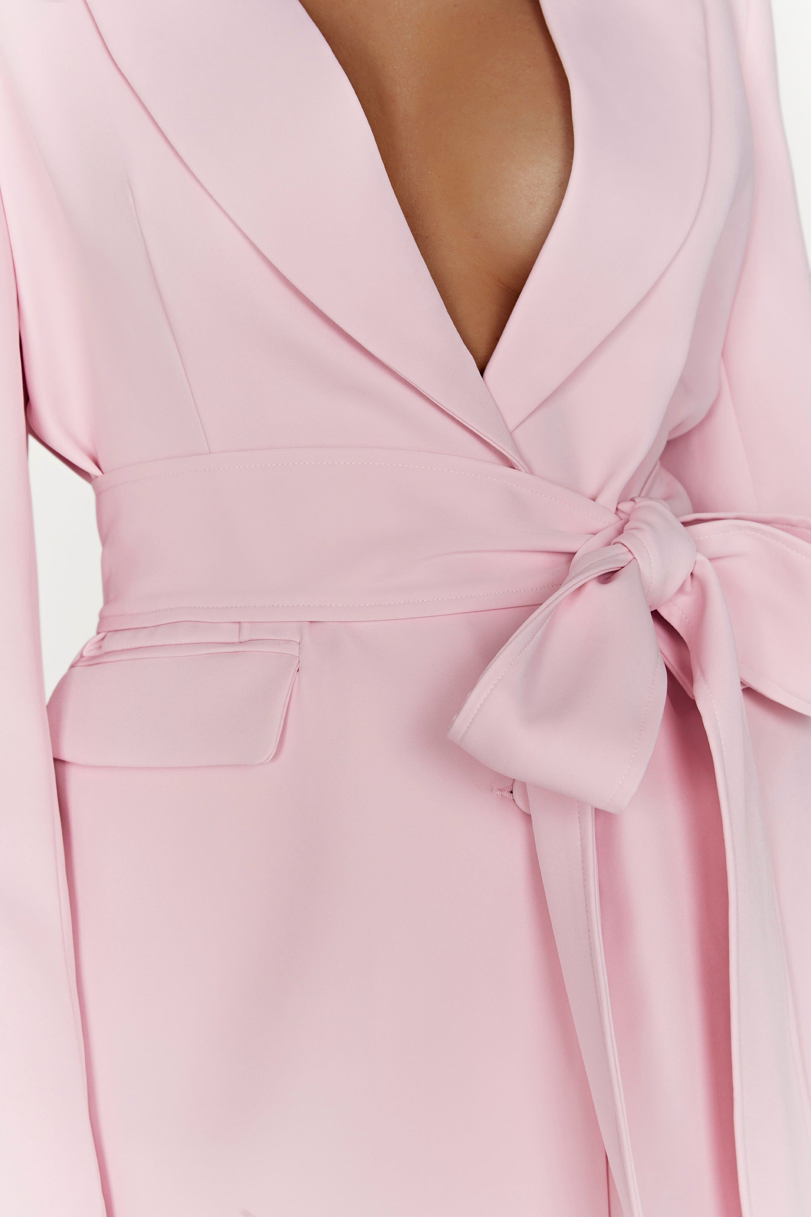 Arna Oversized Belted Blazer - Blush Pink sold by Meshki product image thumbnail 3