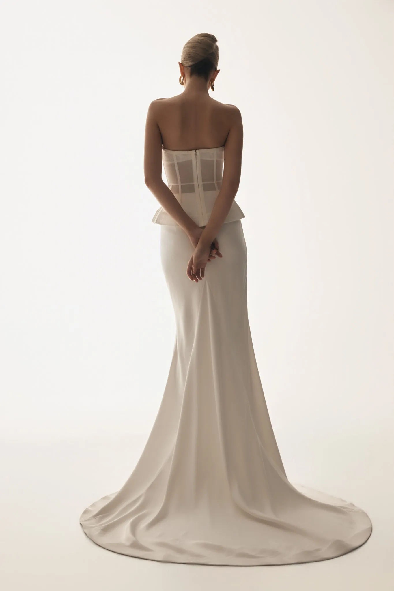 Zoe Structured Corset - White sold by Meshki product image thumbnail 2