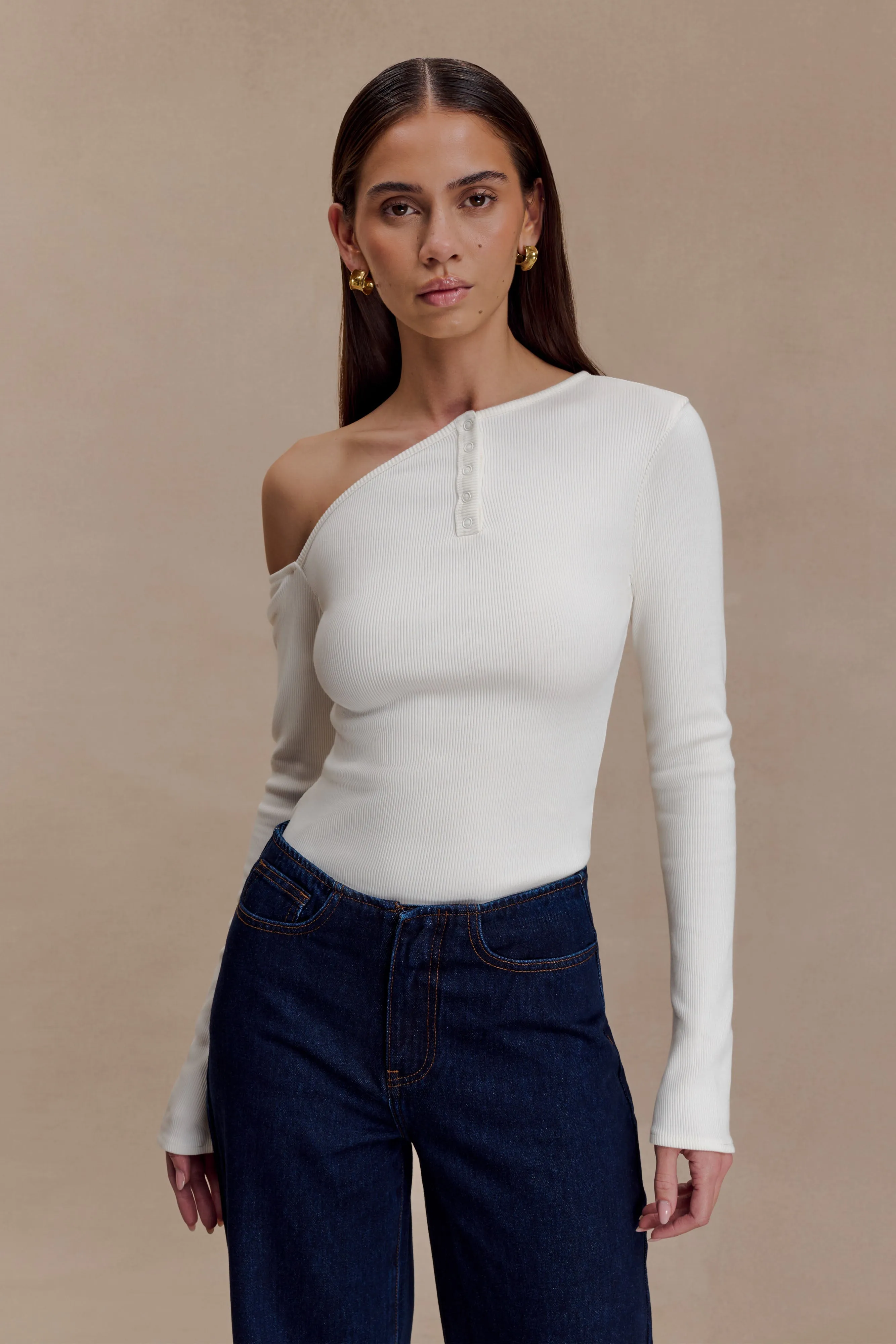Maelle Off Shoulder Long Sleeve Top - Ivory sold by Meshki