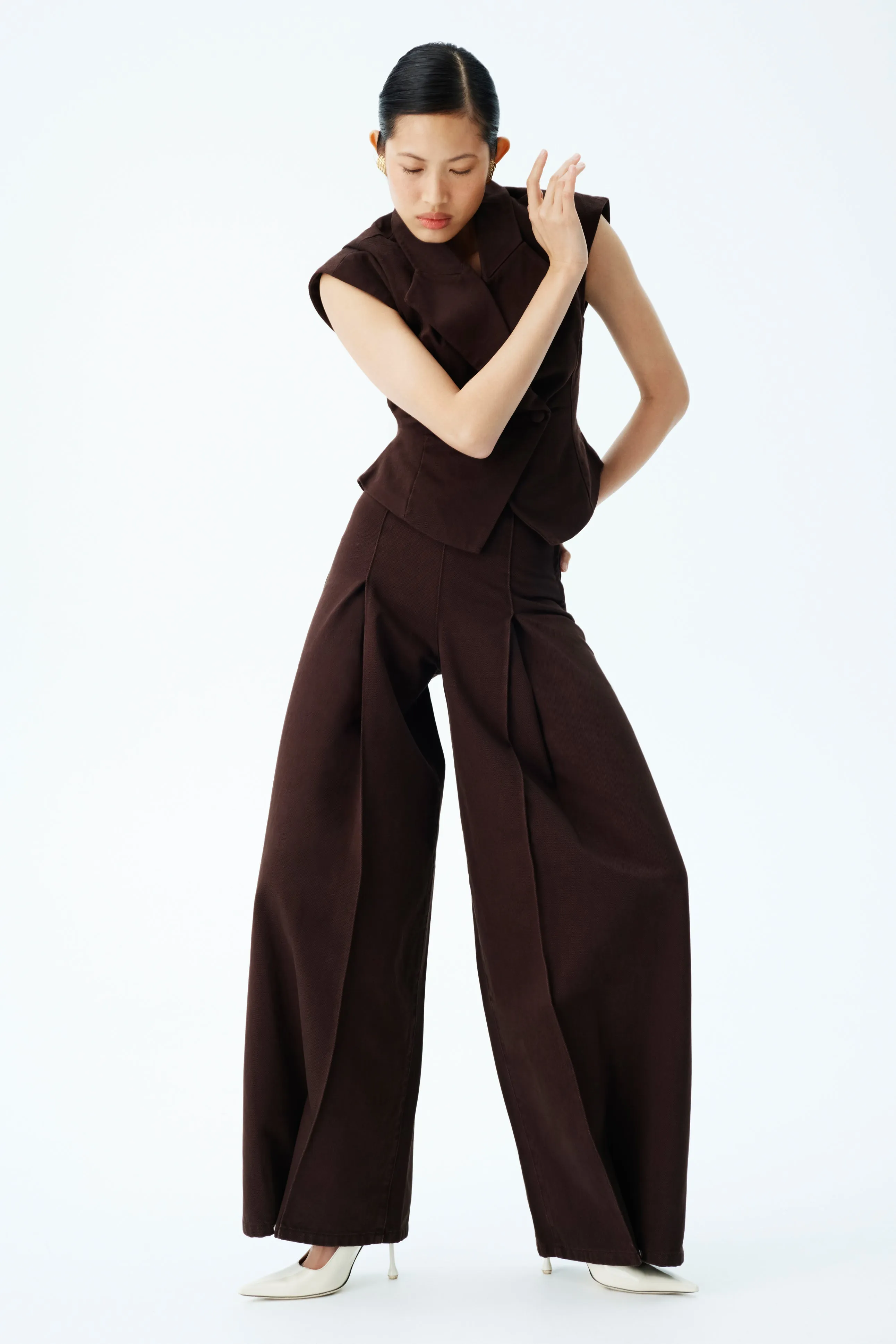 Beatrix High Rise Denim Jeans - Chocolate sold by Meshki product image thumbnail 2