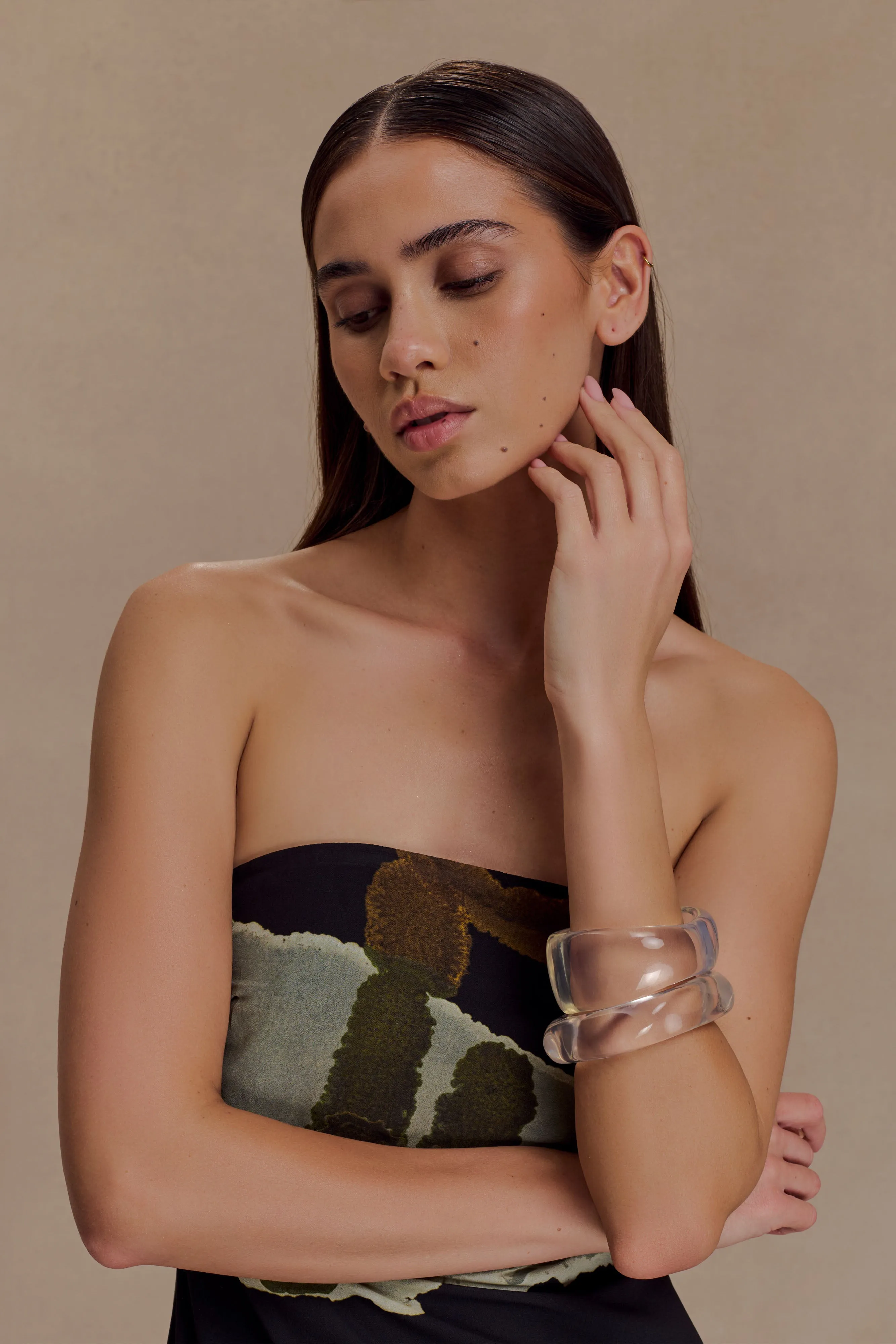 Marah Resin Bangle Set - Clear sold by Meshki product image thumbnail 4