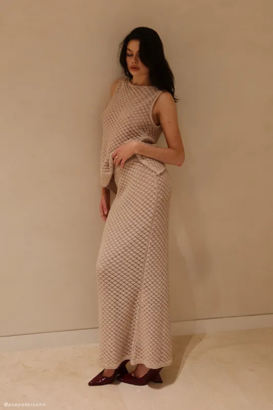 Guiliana Knit Maxi Skirt - Tawny Grey sold by Meshki