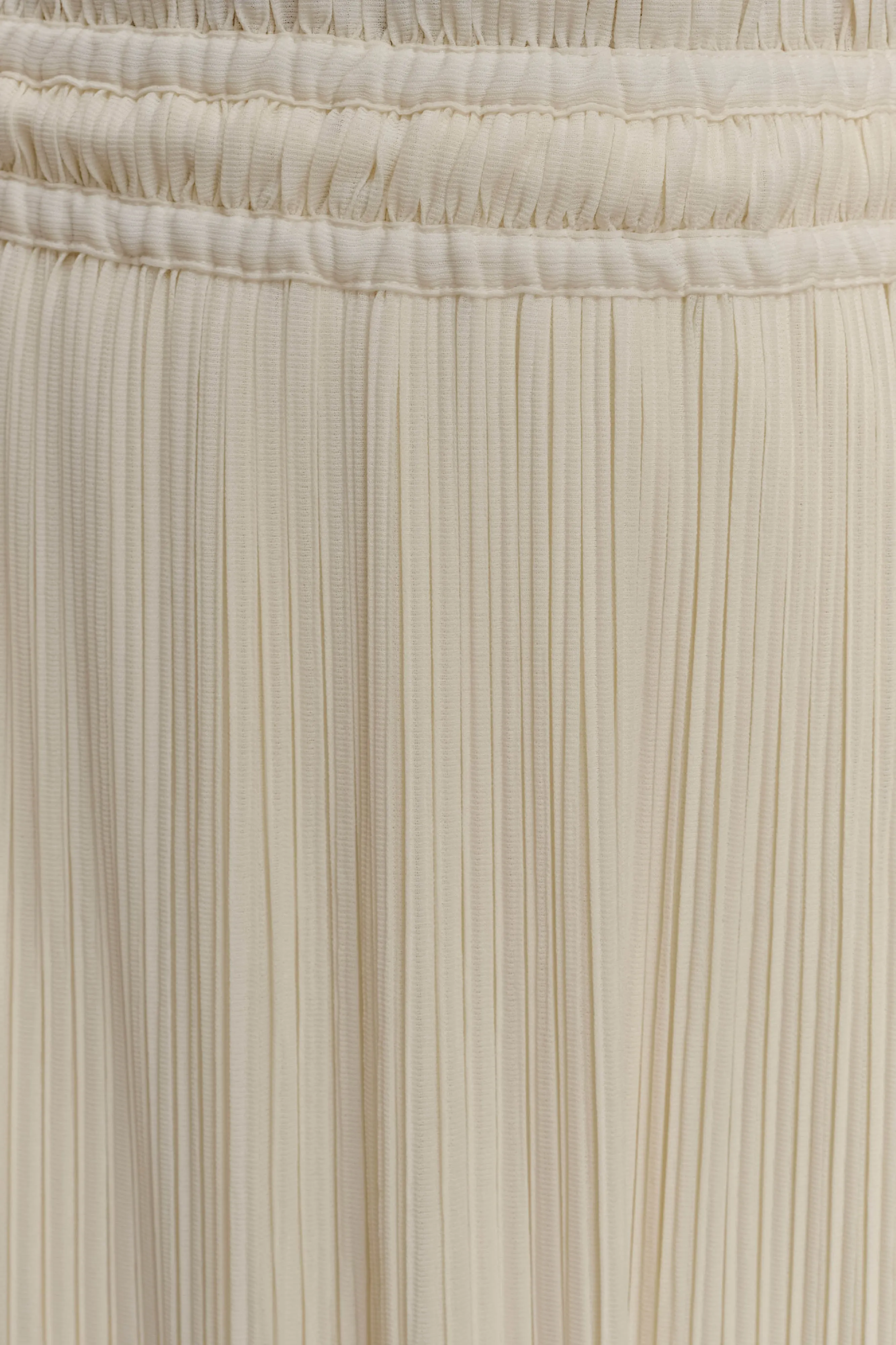 Amaris Gathered Plisse Maxi Skirt - Lemon sold by Meshki product image thumbnail 5