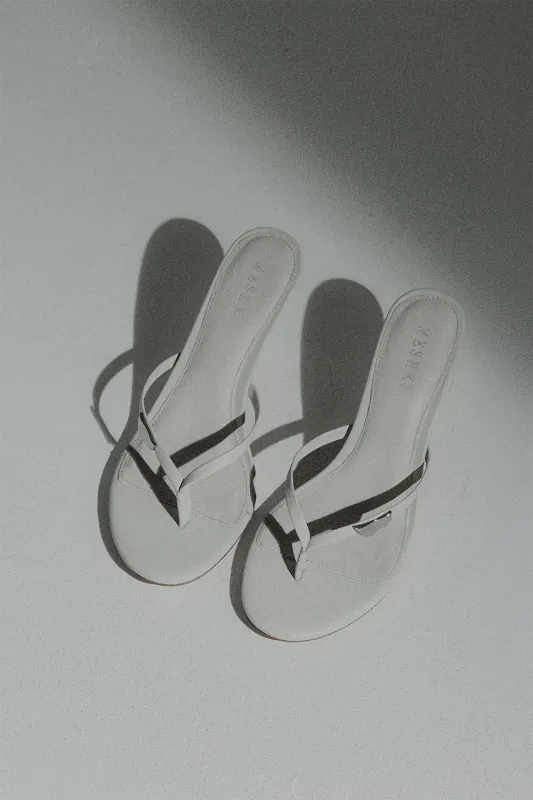Elaria Thong Heels With Hardware - Ivory made by Meshki