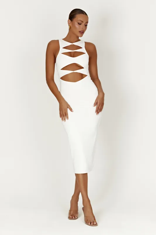 ワンピース Chloe Abito maxi con dettagli cut-out (C24UMR01520 001) chloe-abito-maxi-con-dettagli-