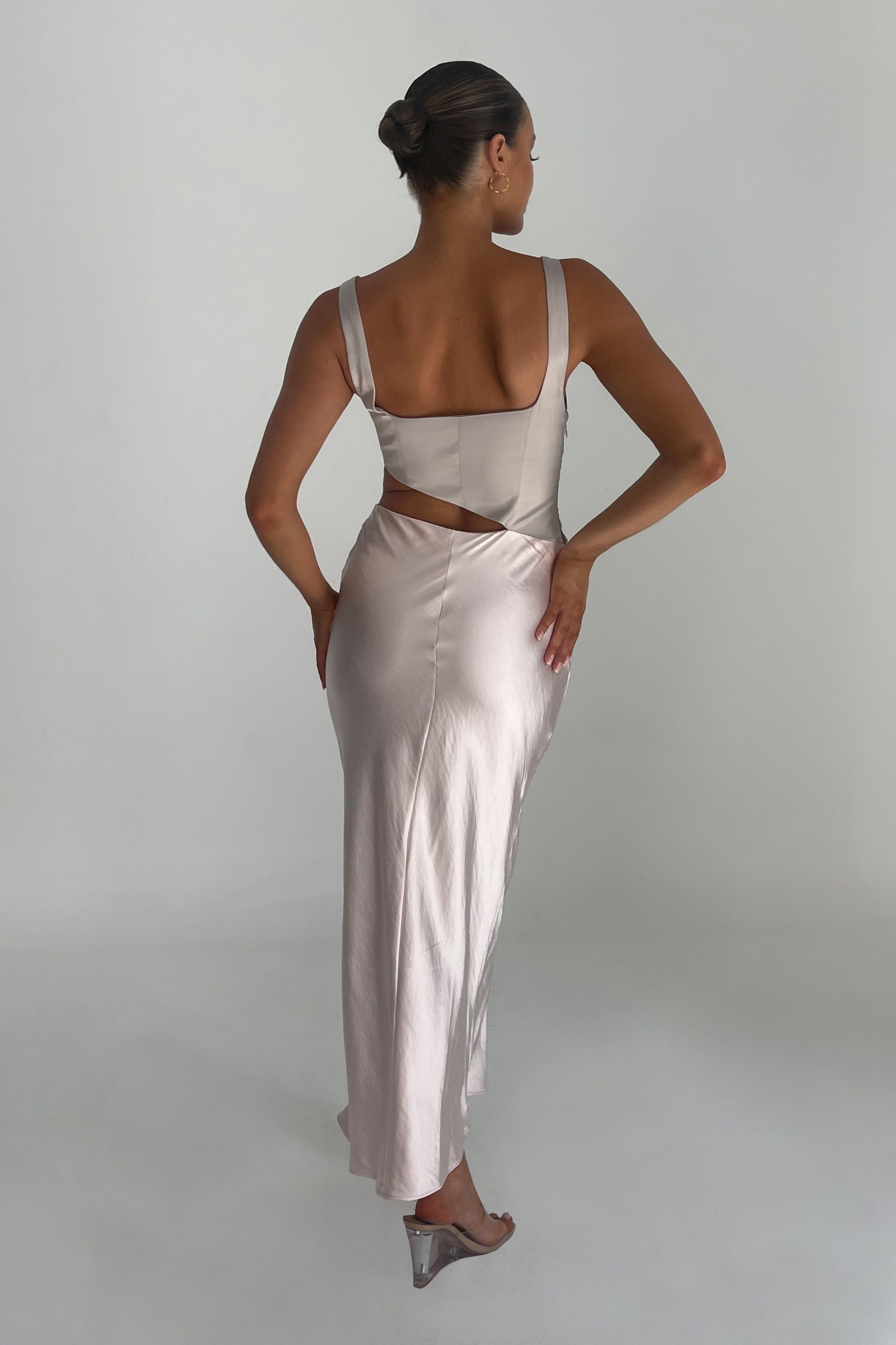 Gianna Two Tone Slashed Maxi Dress - Blush Pink sold by Meshki product image thumbnail 2