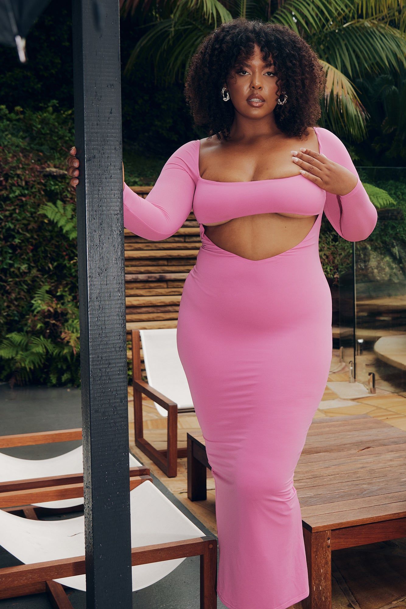 Ashleigh Cut Out Bandeau Maxi Dress - Pink sold by Meshki product image thumbnail 2