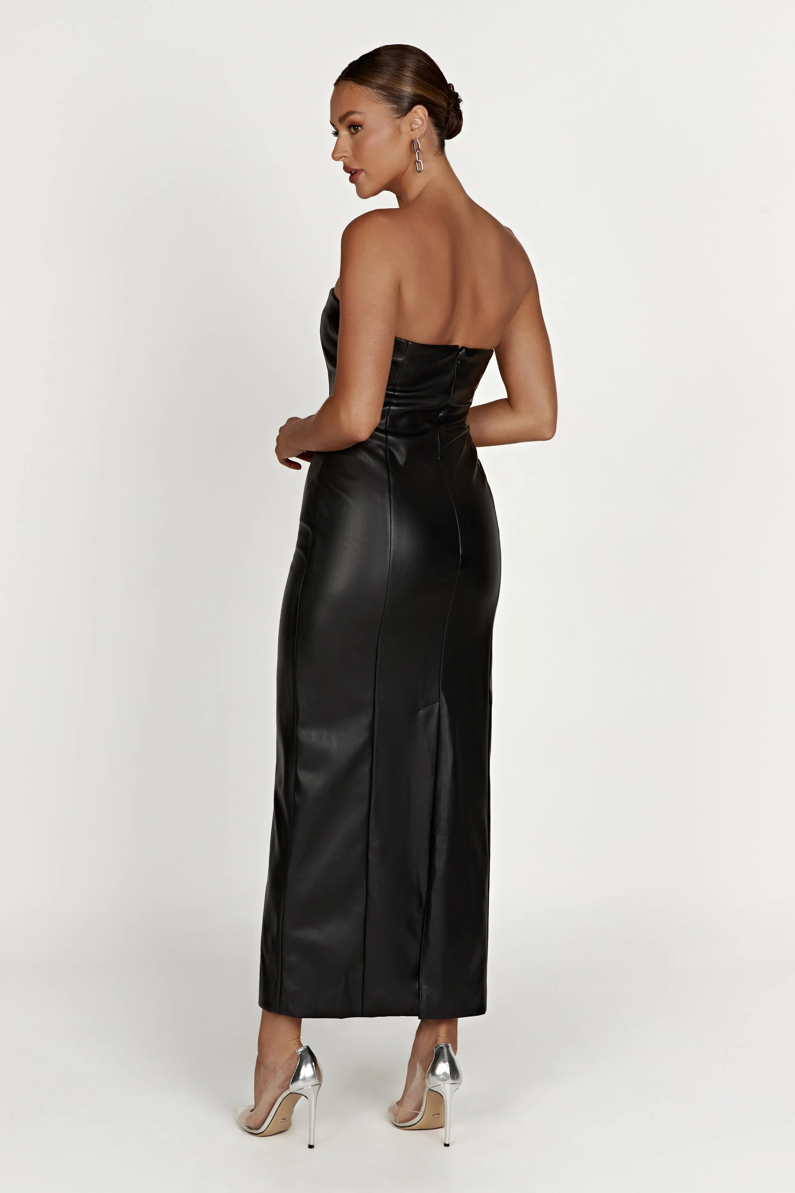 Roberta Pu Maxi Dress - Black sold by Meshki product image thumbnail 2