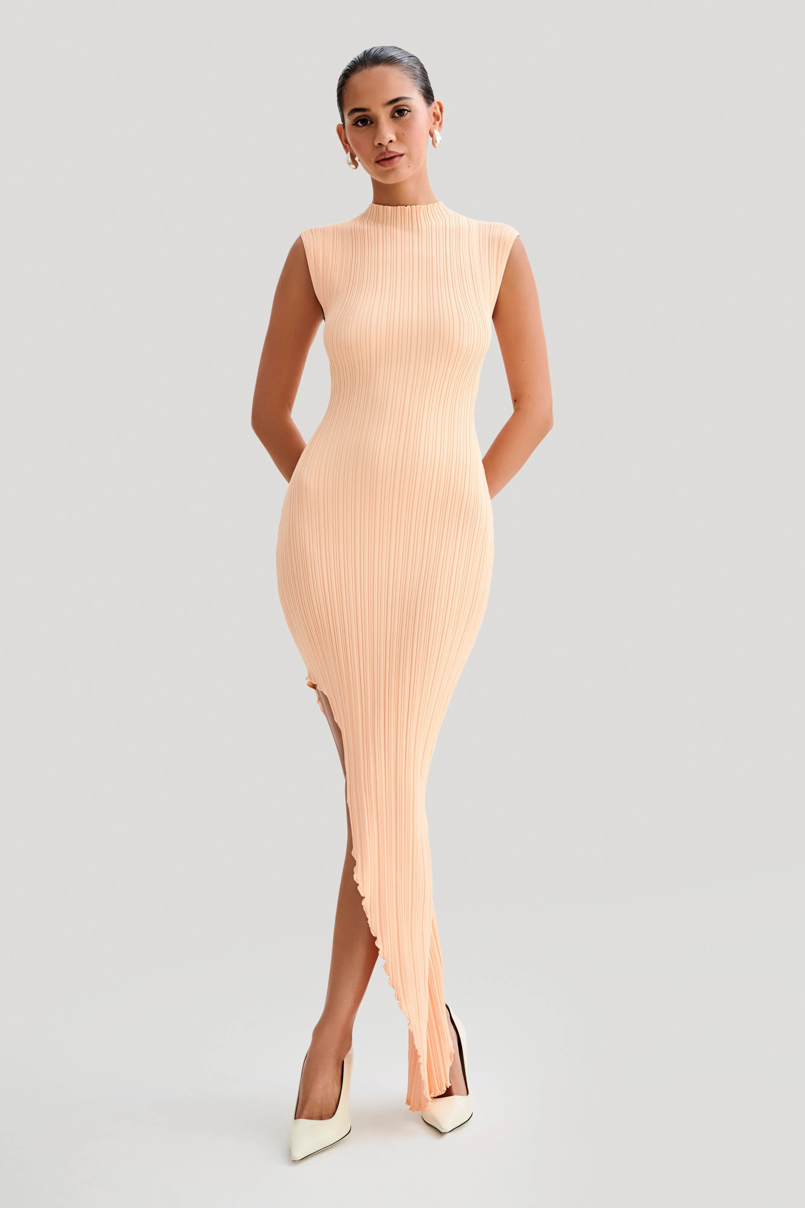 img37184_src.webp