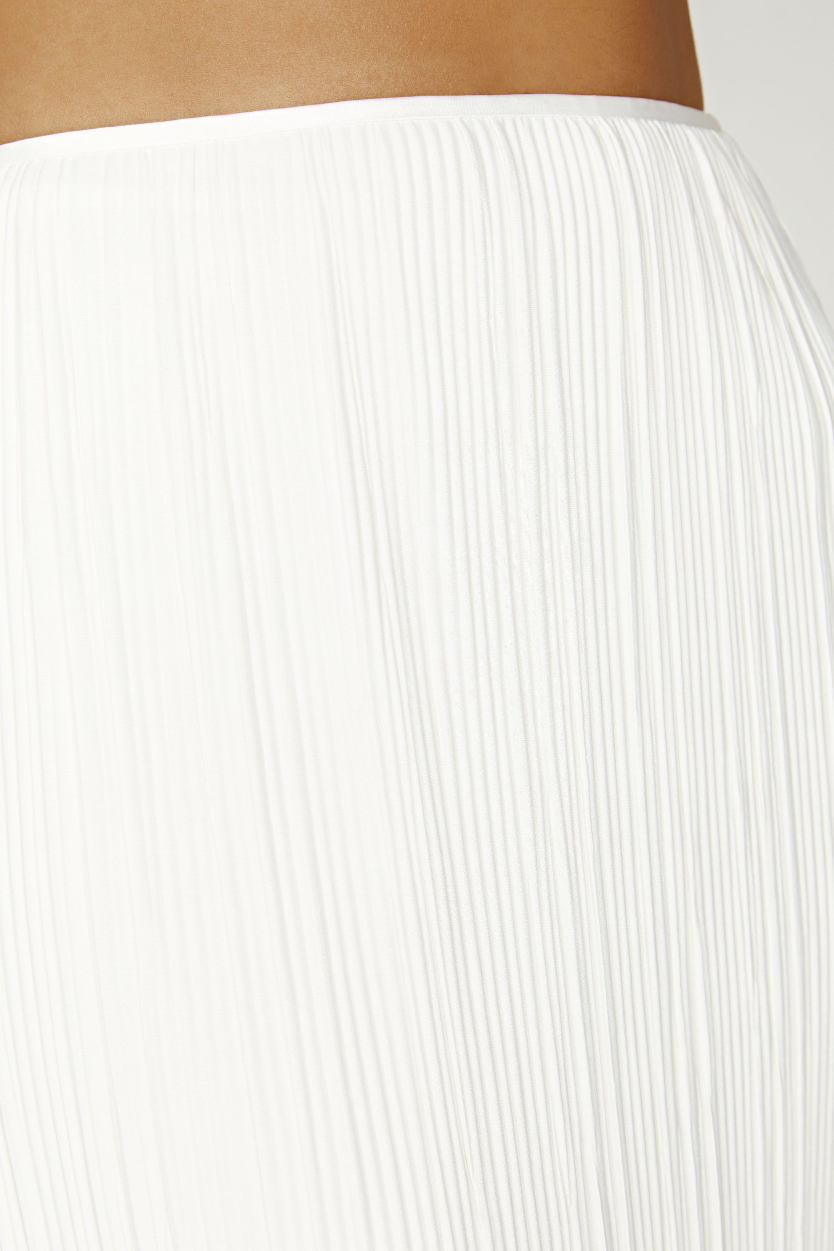 Elsie Plisse Maxi Skirt - White sold by Meshki product image thumbnail 2