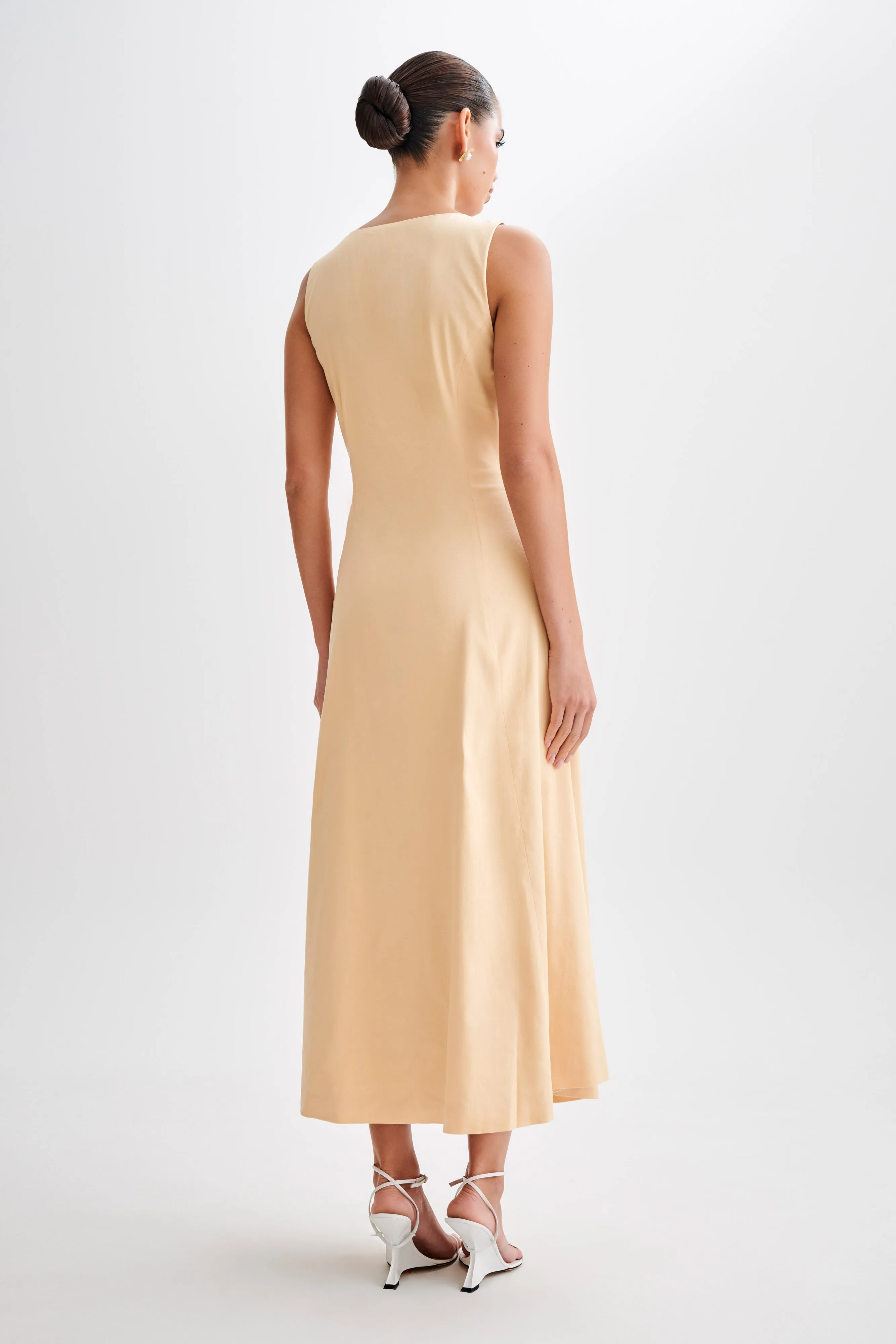 Theodora Cotton Buttoned Midi Dress - Peach sold by Meshki product image thumbnail 2