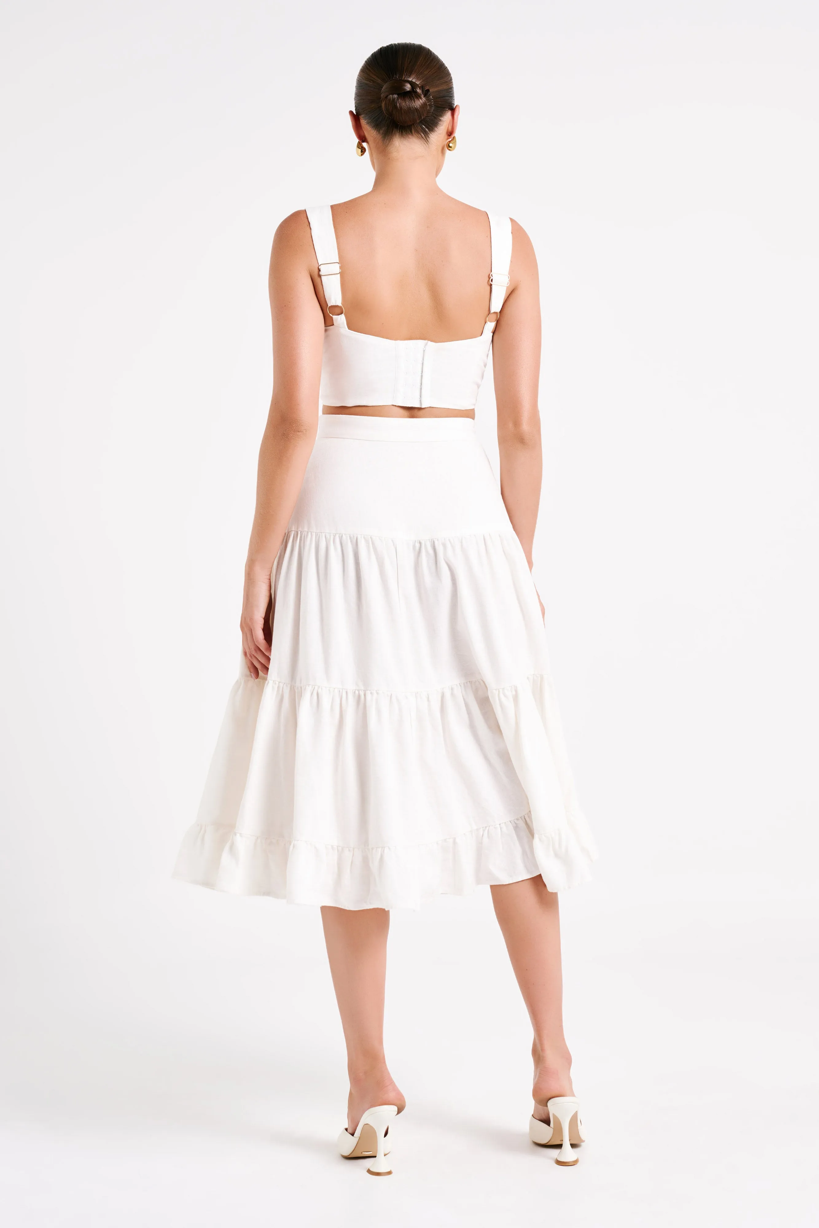 Hilaria Cupped Linen Crop Top - White sold by Meshki product image thumbnail 4