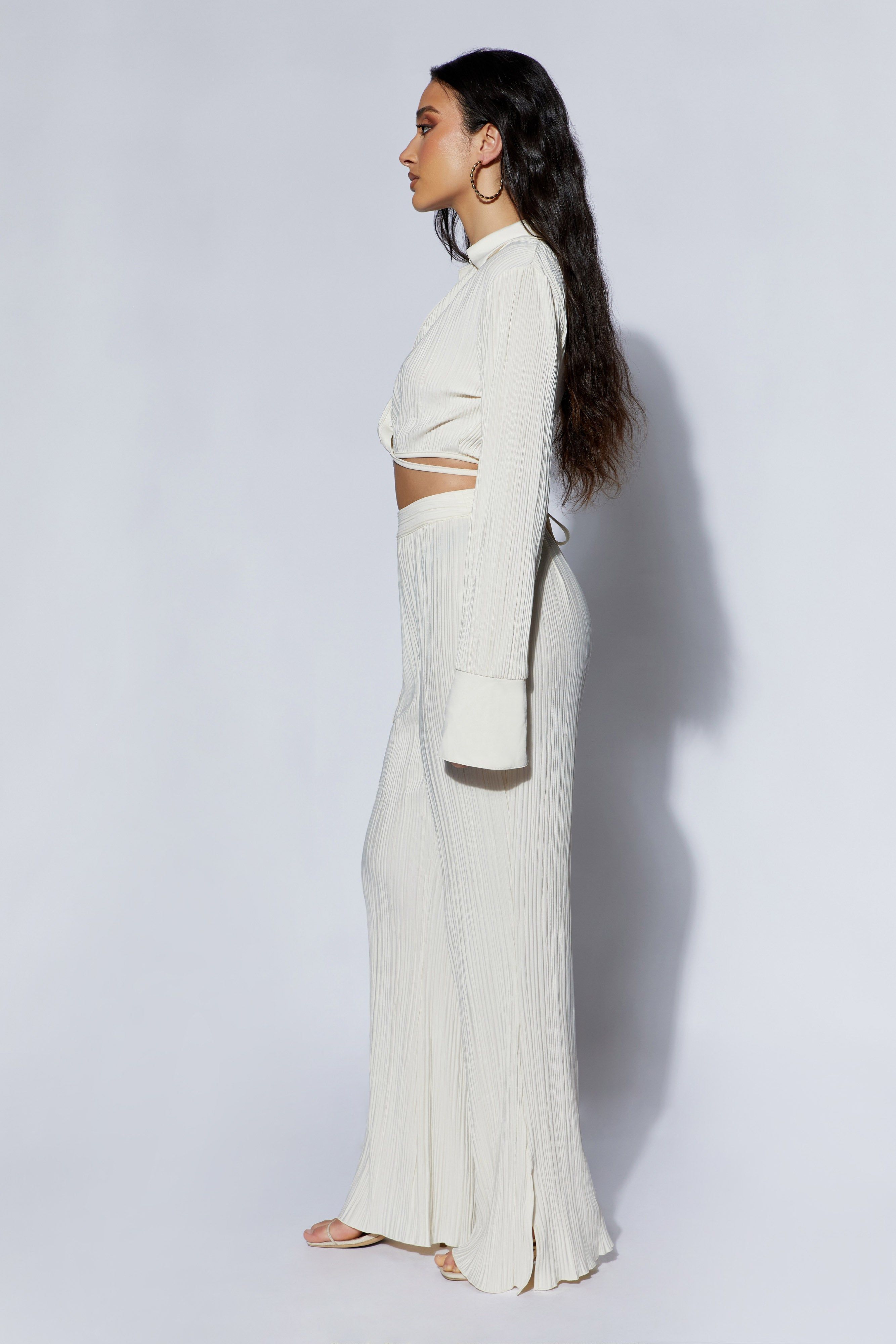 Mehru Crinkle Straight Leg Pant - Wheat sold by Meshki product image thumbnail 4