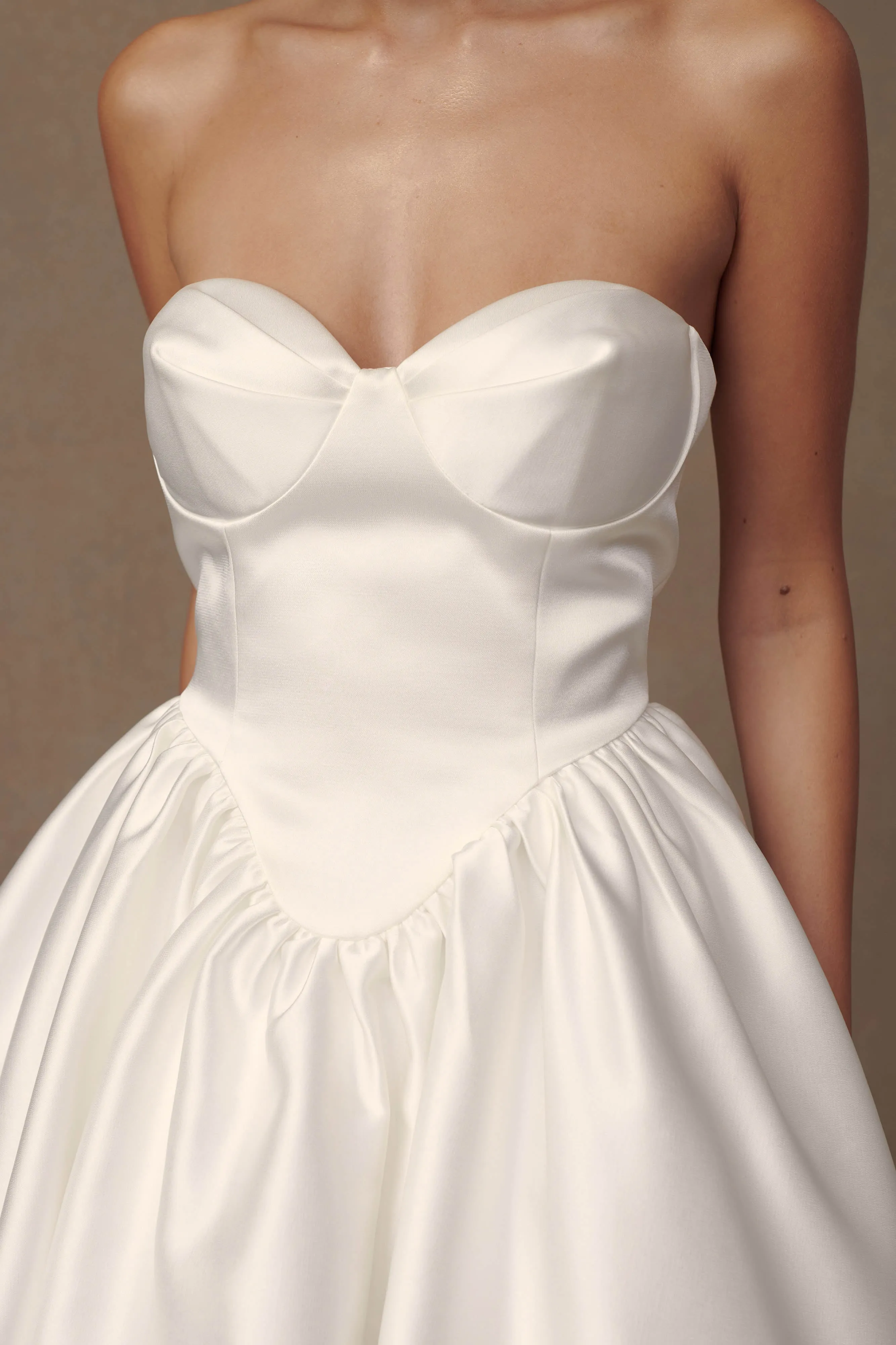 Hollie Structured Corset Mini Dress - White sold by Meshki product image thumbnail 3