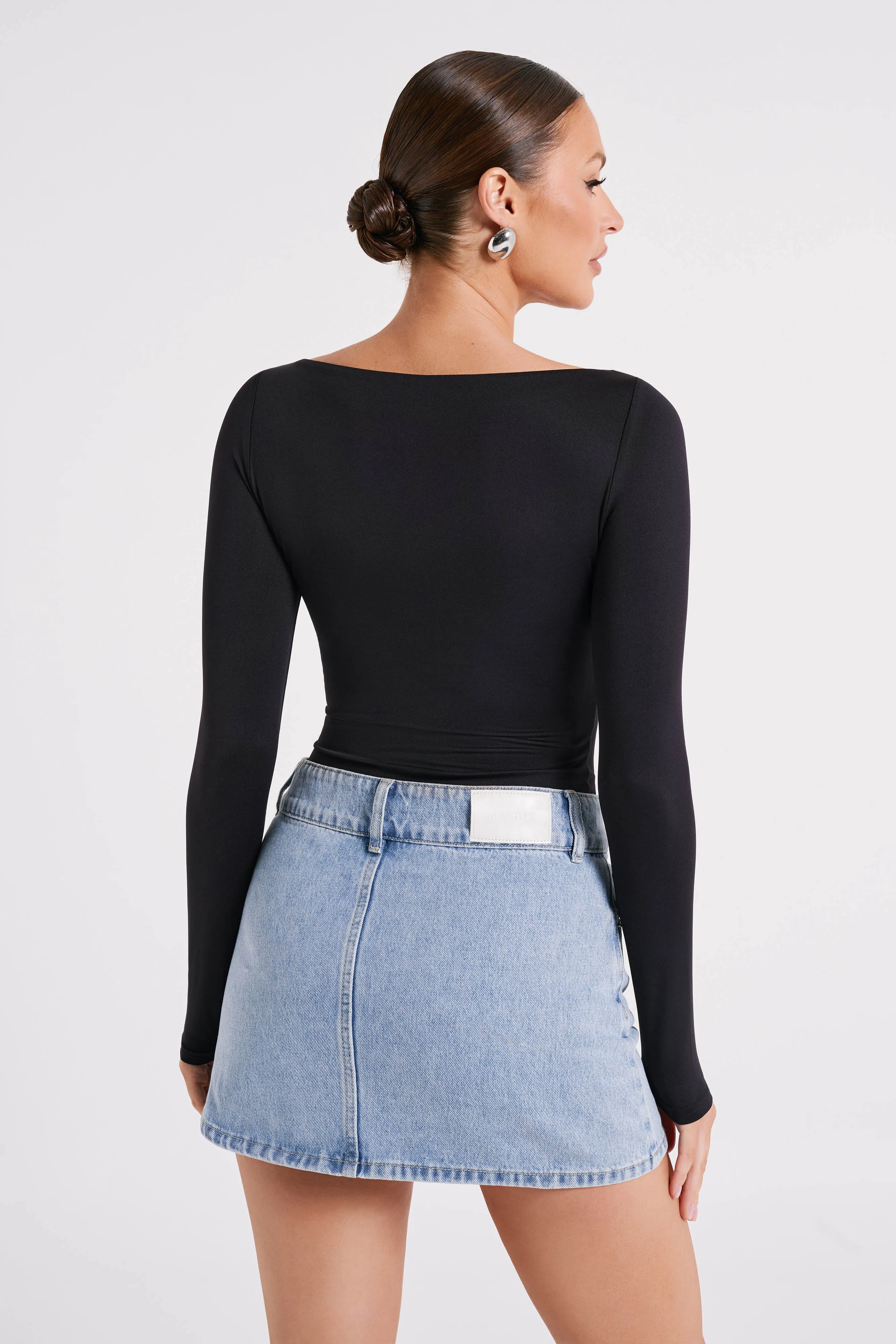 Cate Boatneck Long Sleeve Bodysuit - Black sold by Meshki product image thumbnail 5