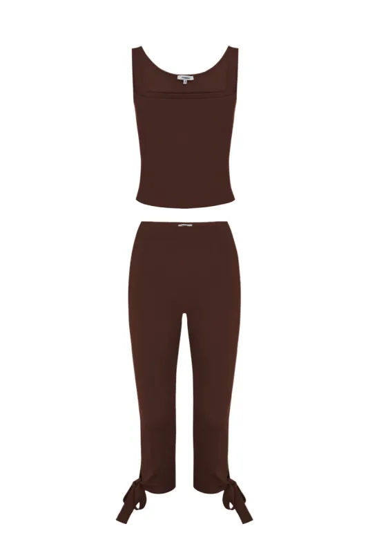 LUNA TOP + EMMA CAPRI - CHOCOLATE sold by Miaou