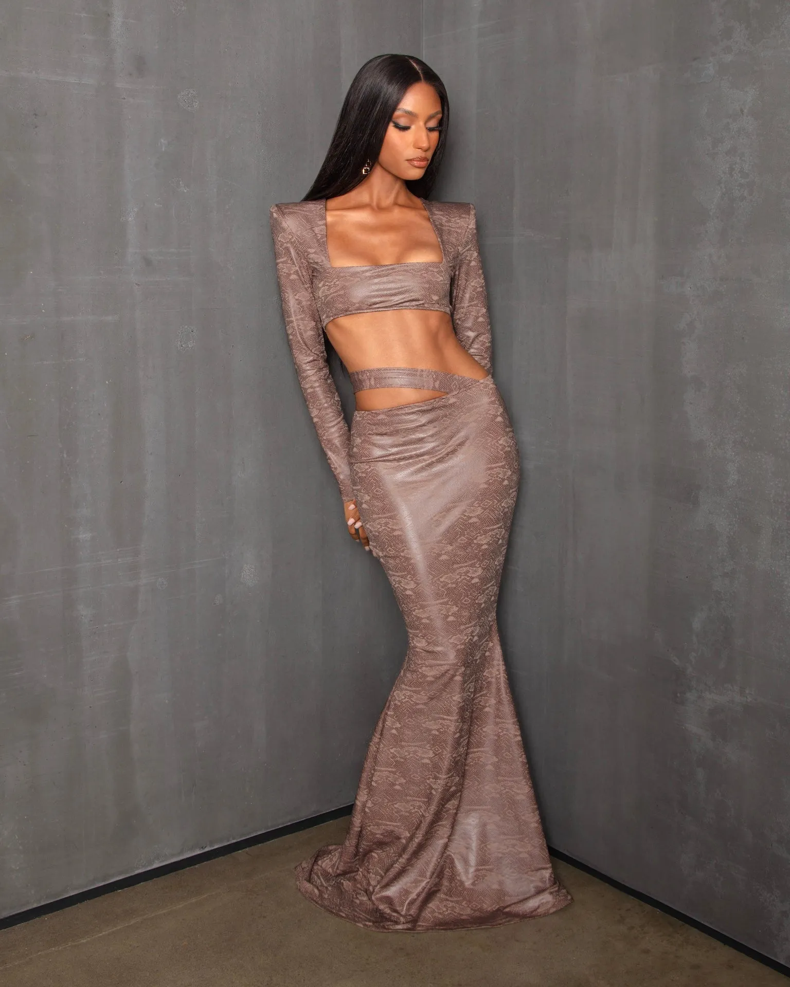 Shiloh sold by Michael Costello product image thumbnail 3