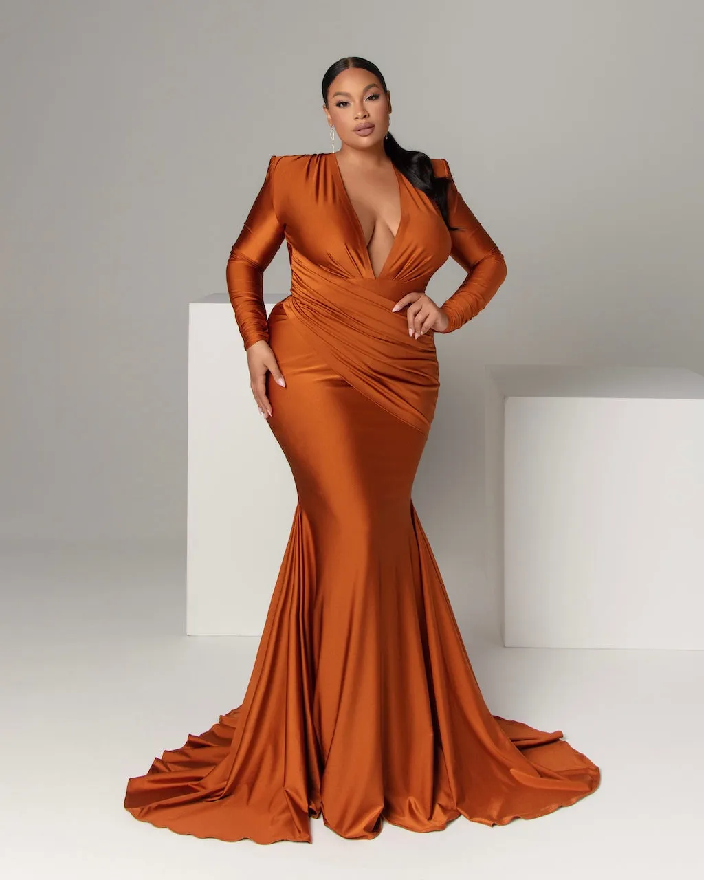 Monroe sold by Michael Costello product image thumbnail 2