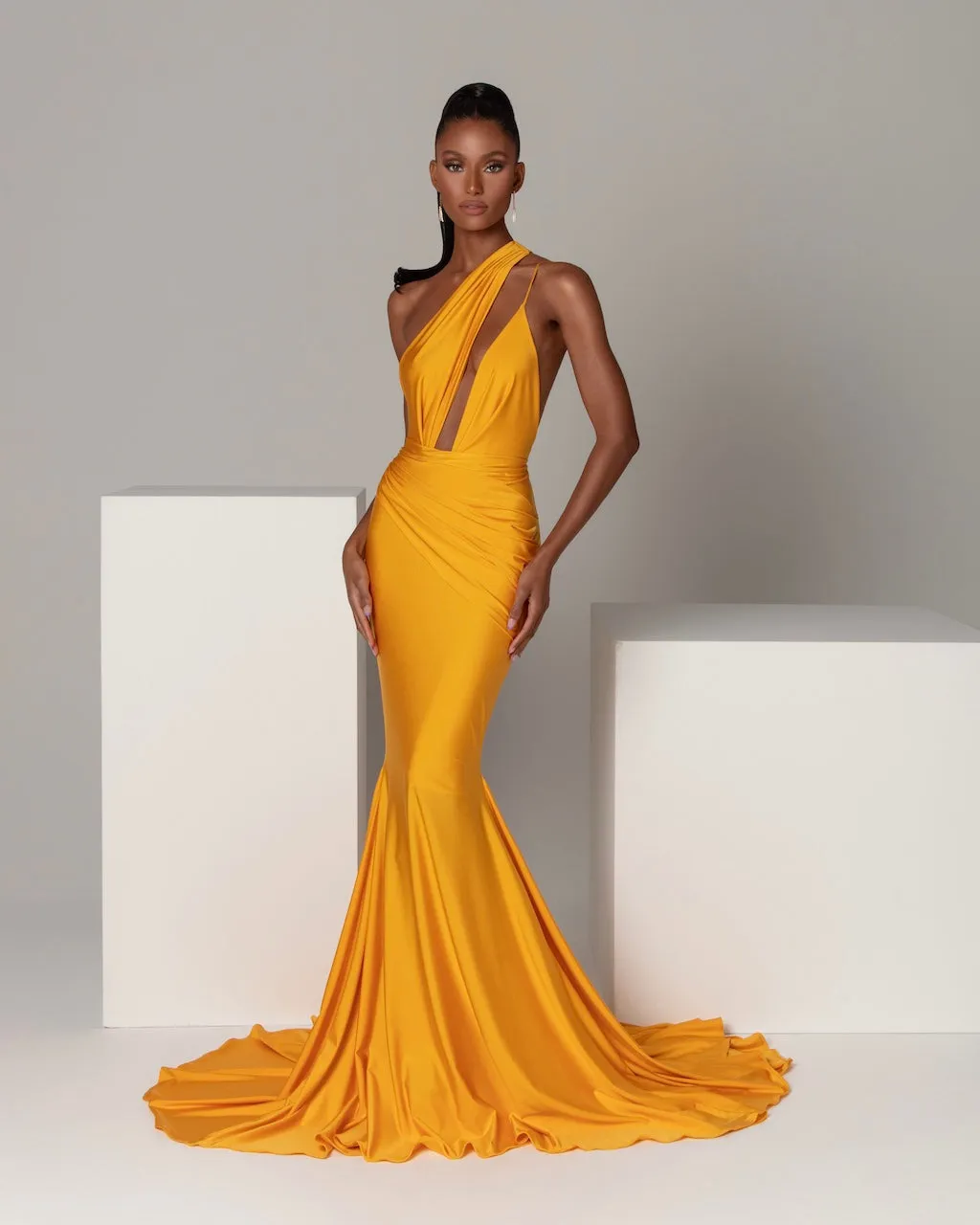 Dietrich sold by Michael Costello product image thumbnail 2