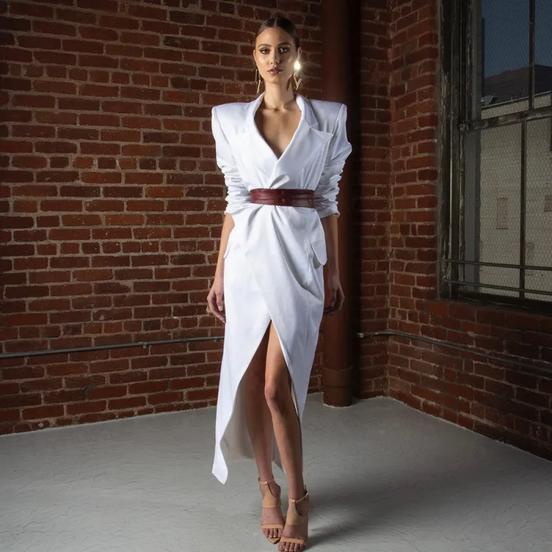 Harper 16 made by Michael Costello