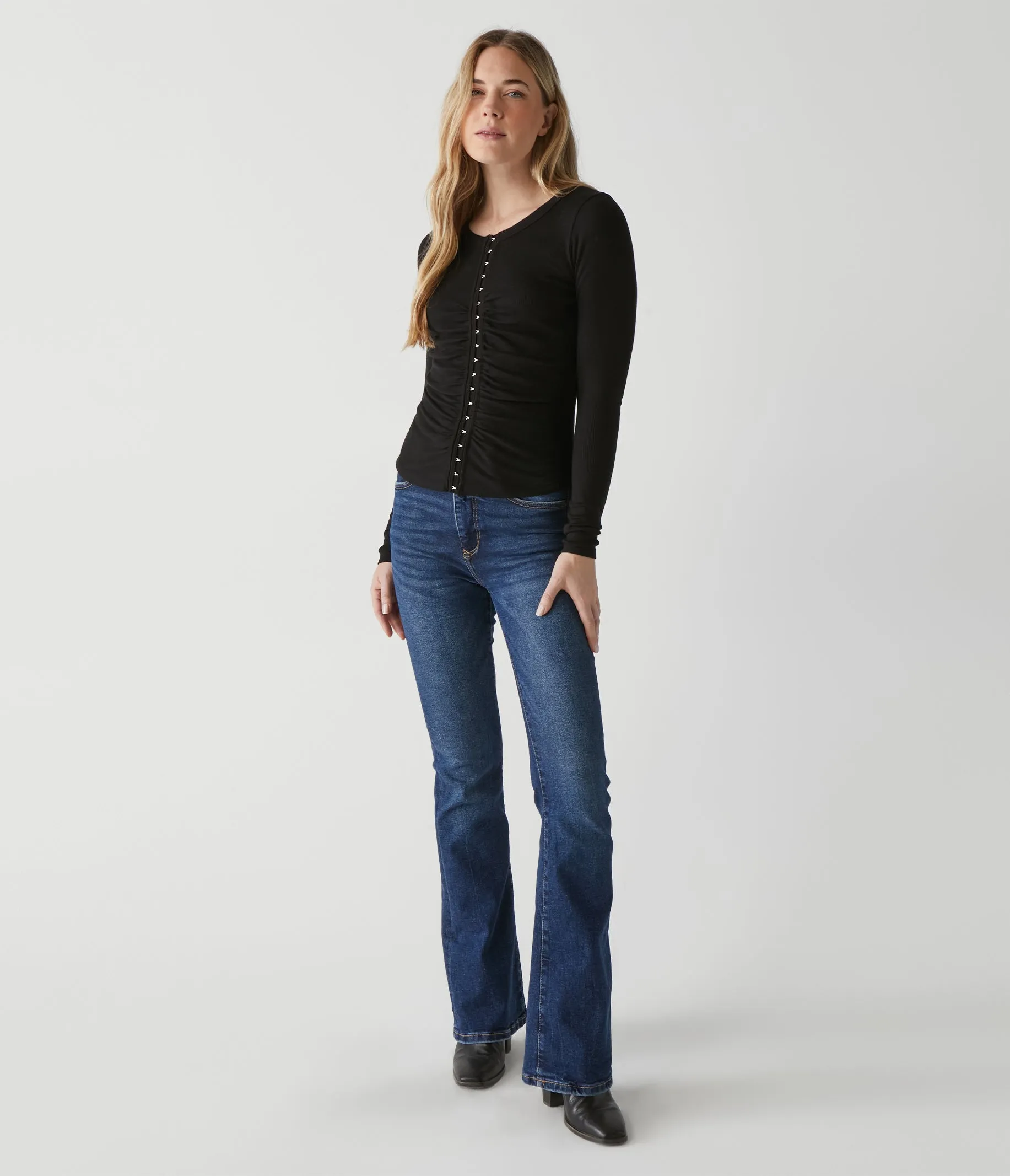 Minka Hook and Eye Tee sold by Michael Stars product image thumbnail 3