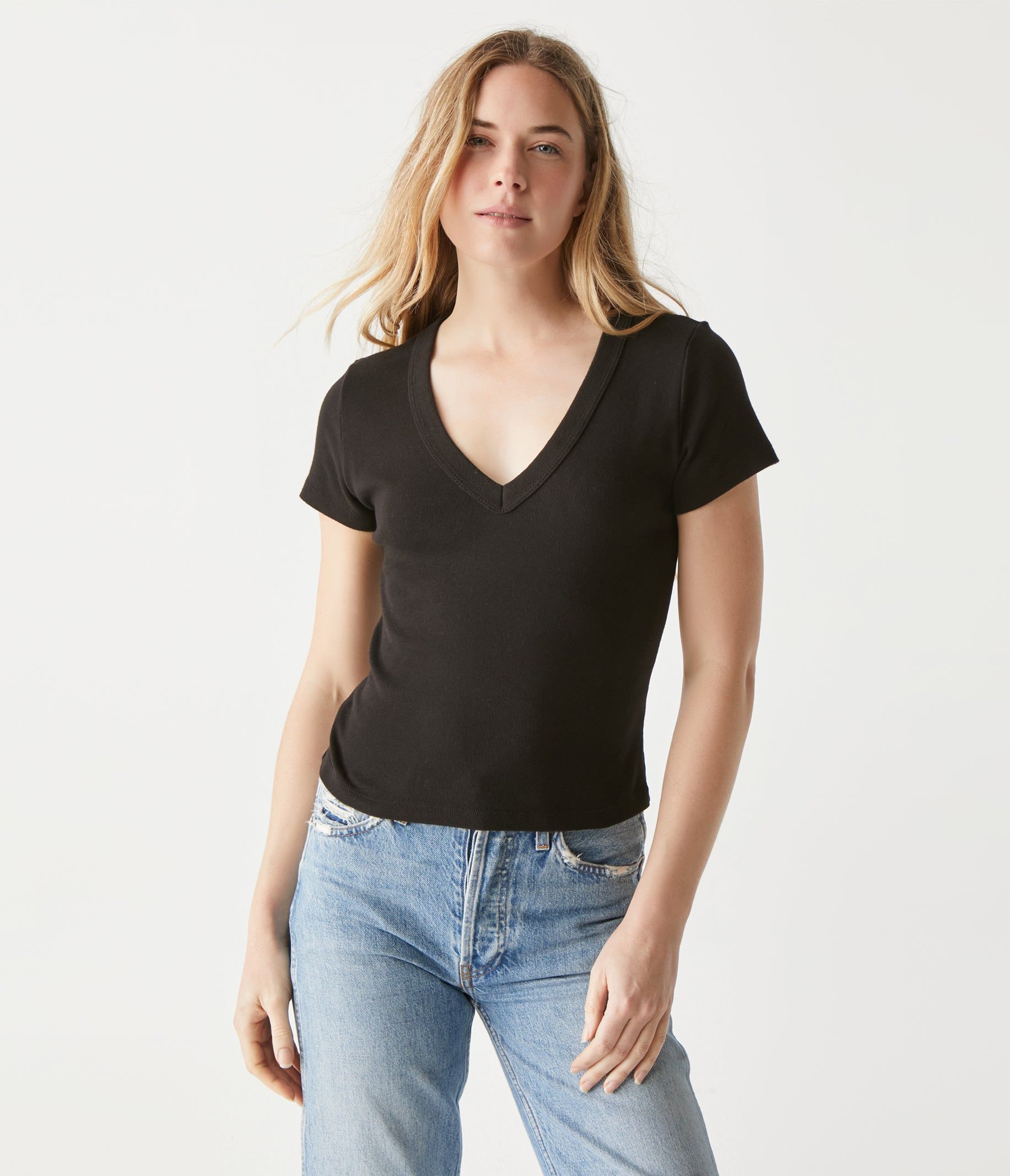 Luce Cropped V-Neck Tee sold by Michael Stars product image thumbnail 5