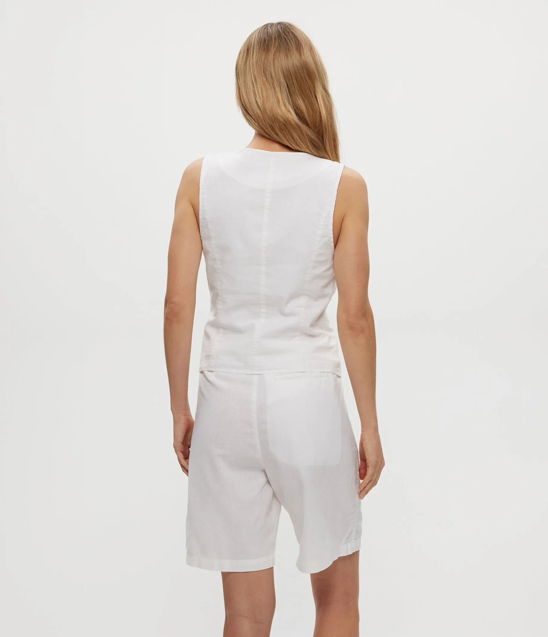 Velma Linen Short sold by Michael Stars product image thumbnail 5