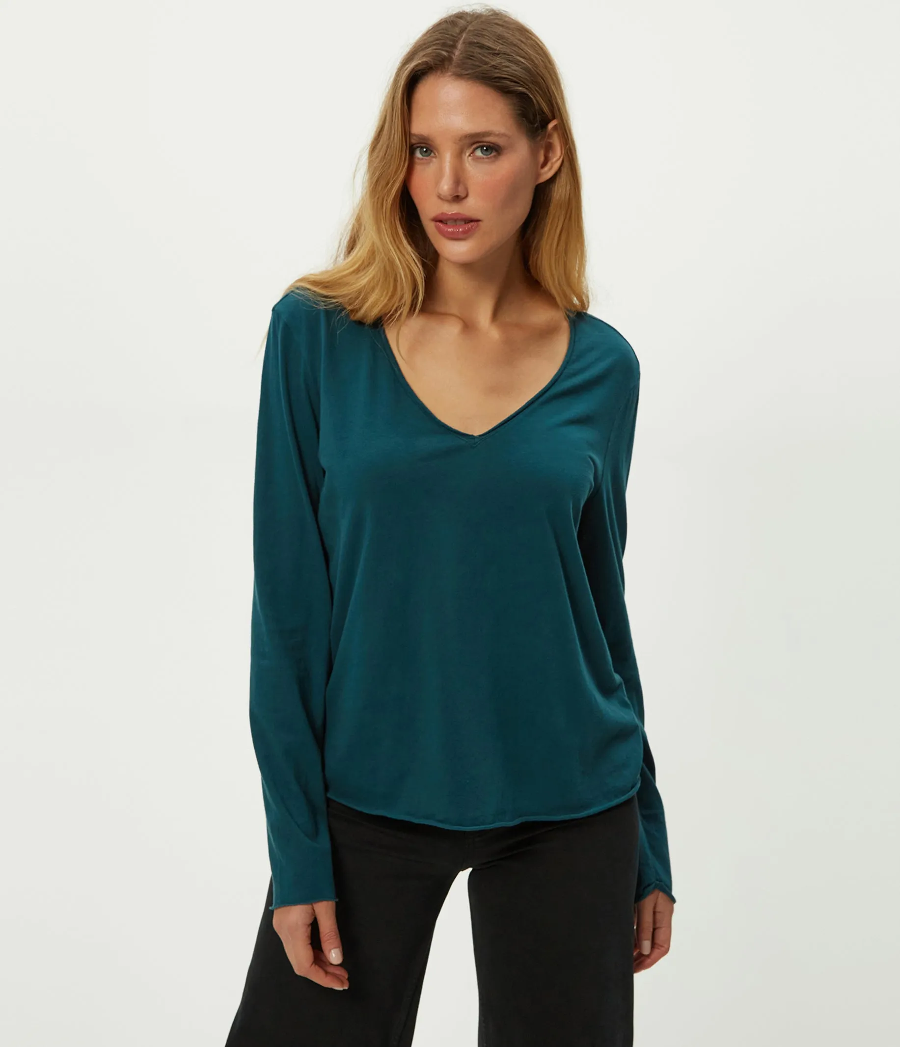 Kailee V-Neck Long Sleeve Tee sold by Michael Stars