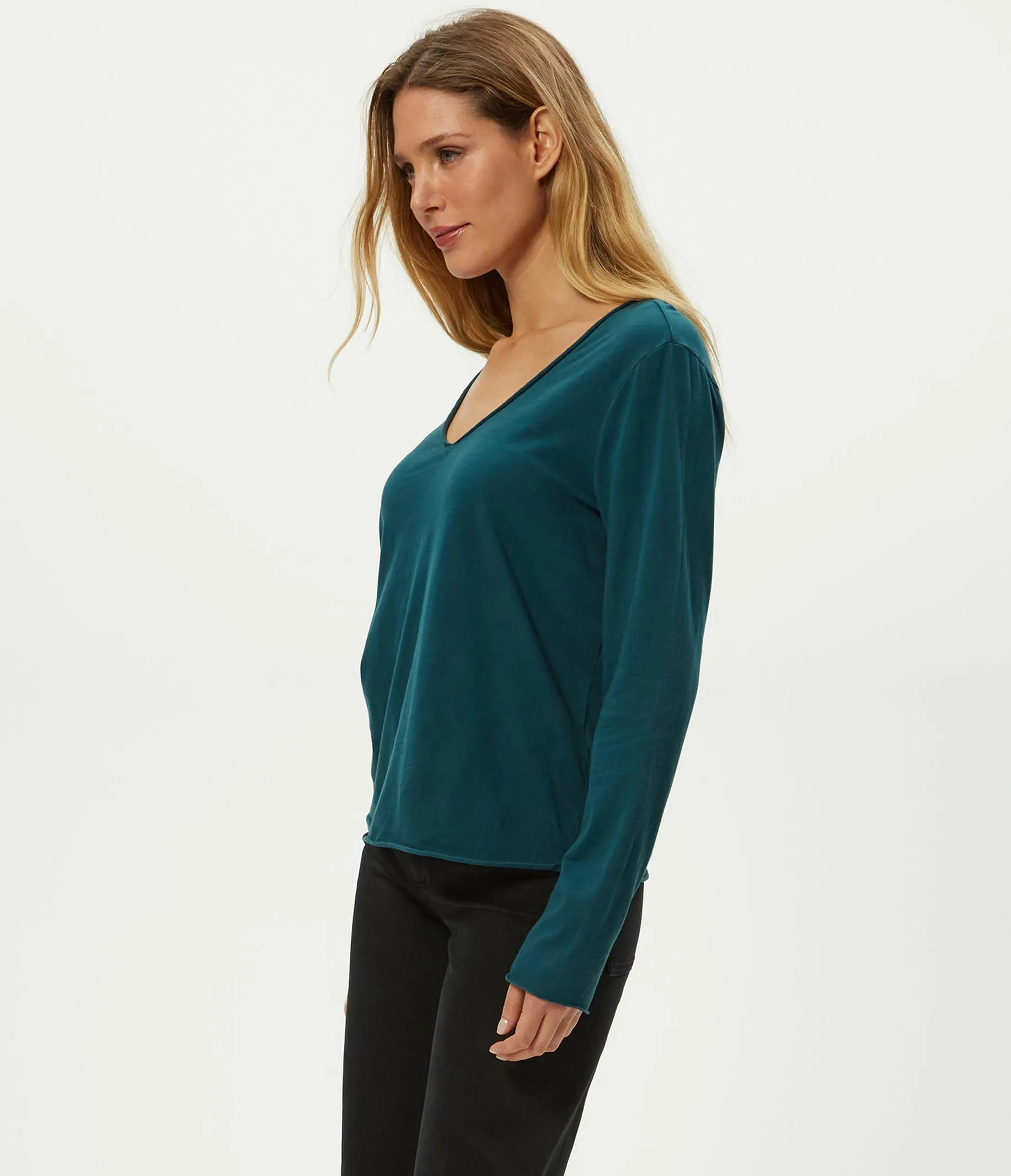 Kailee V-Neck Long Sleeve Tee sold by Michael Stars product image thumbnail 3