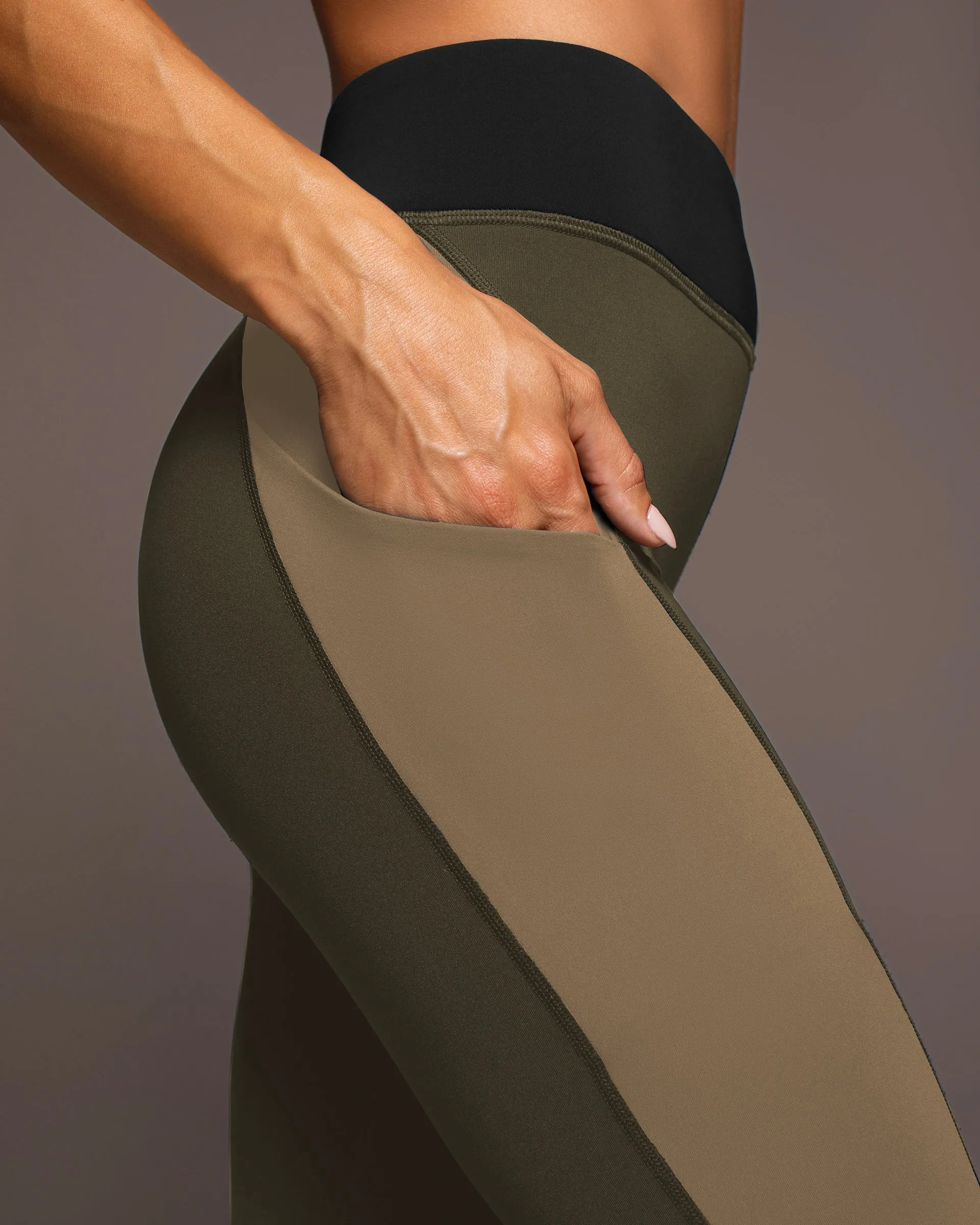 Alba Pocket Legging sold by MICHI product image thumbnail 4