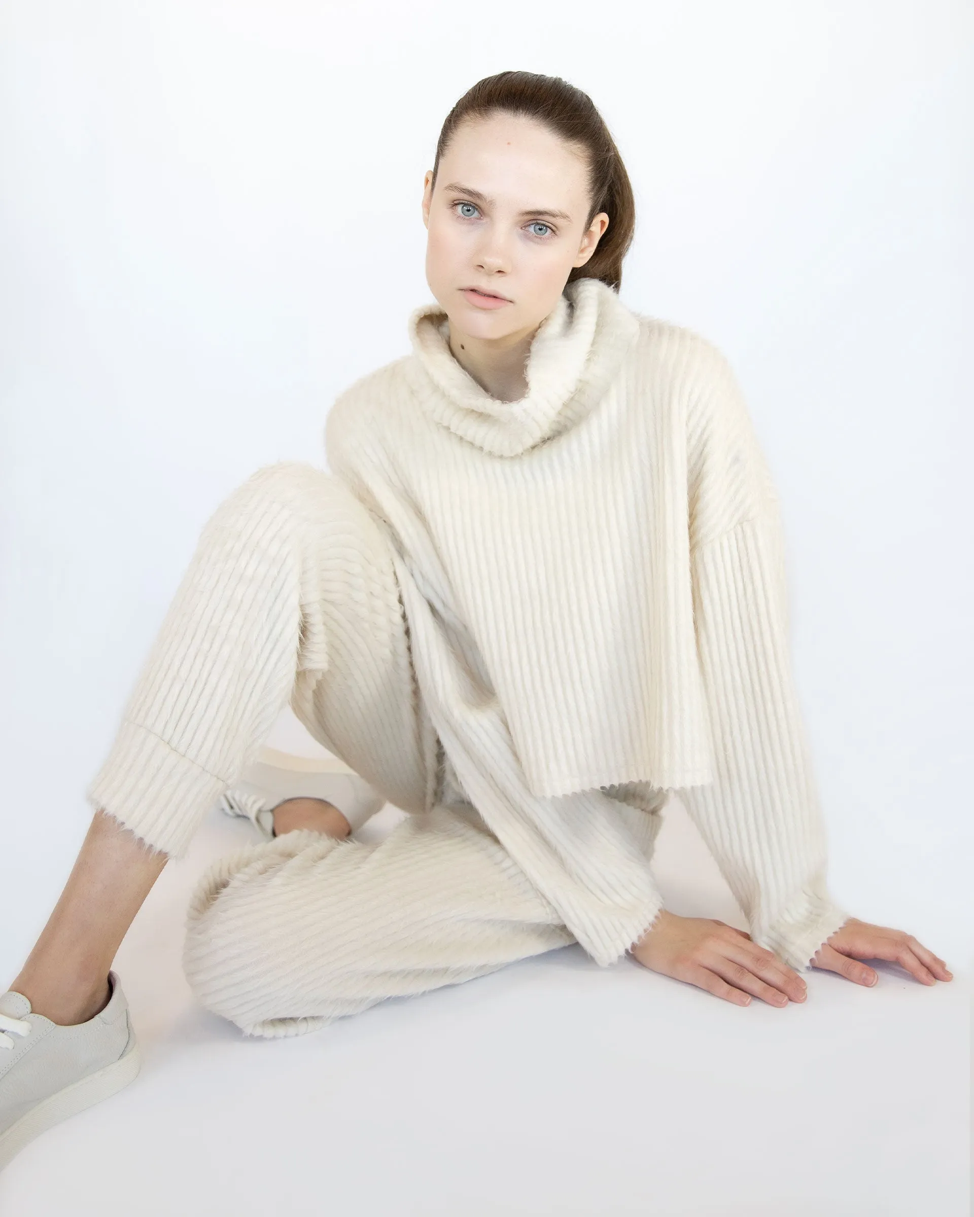 Juniper Ribbed Sweatpant sold by MICHI product image thumbnail 3