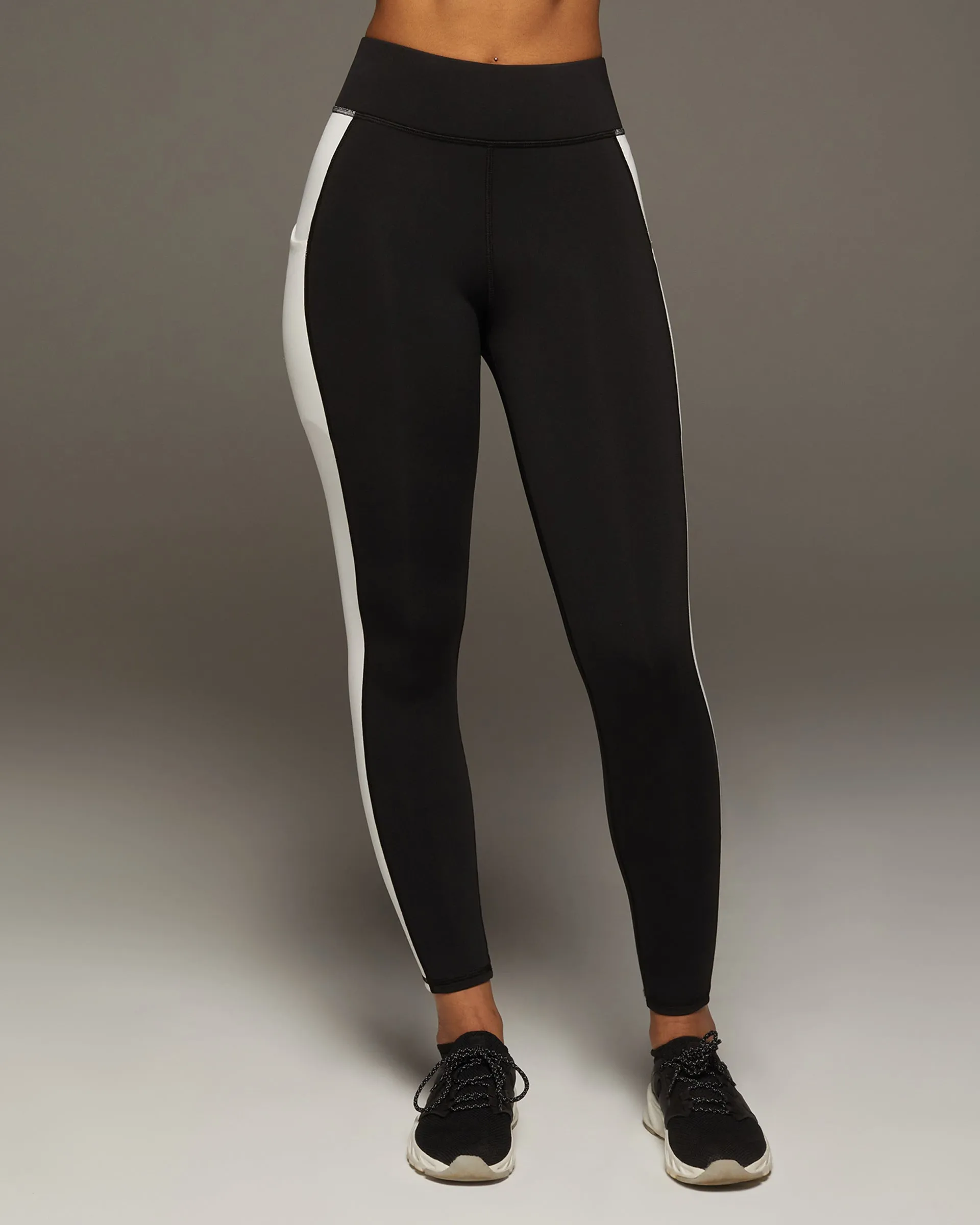 Velocity Pocket Legging sold by MICHI product image thumbnail 4