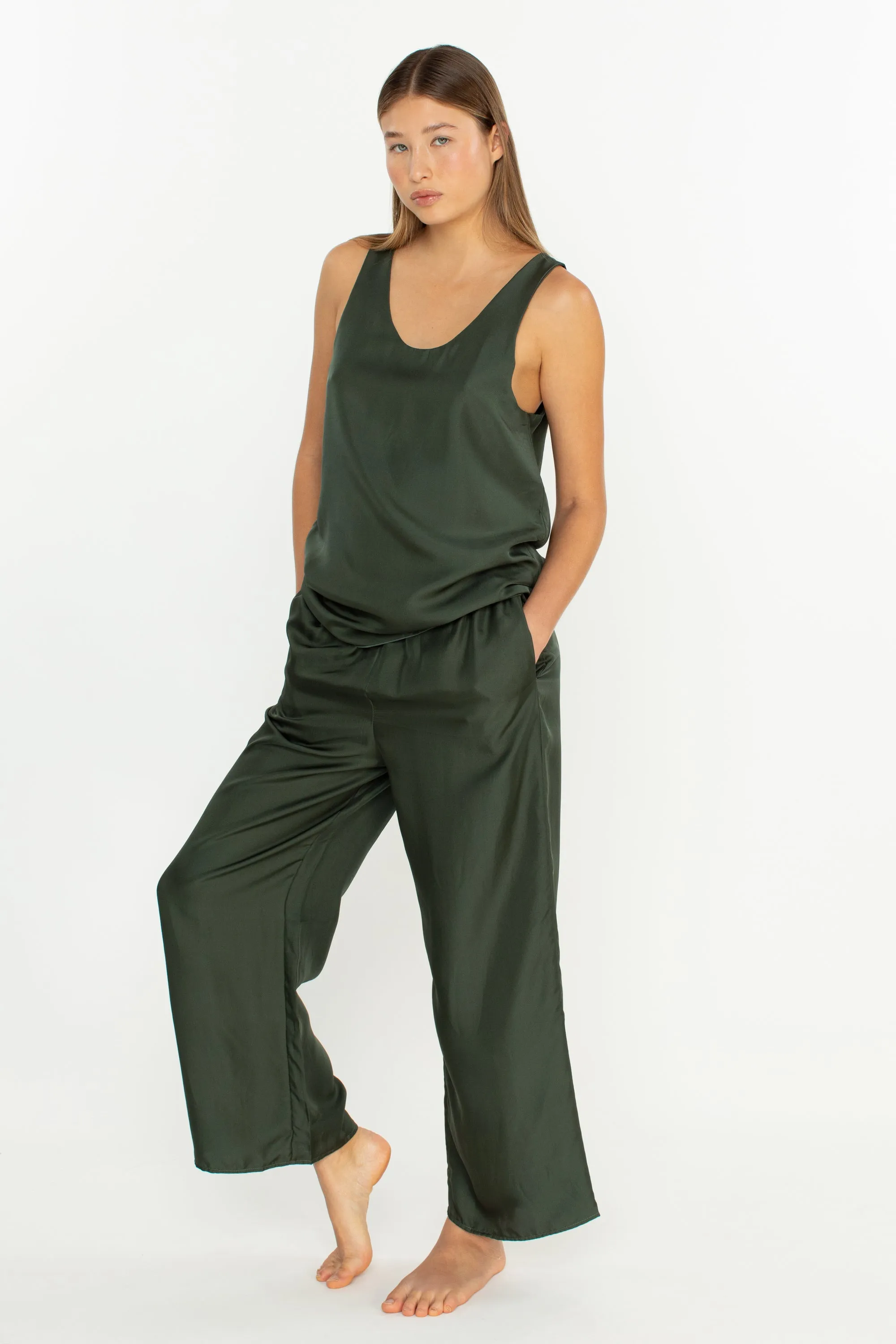 Avenue Pant | Resort '26 sold by Mikoh