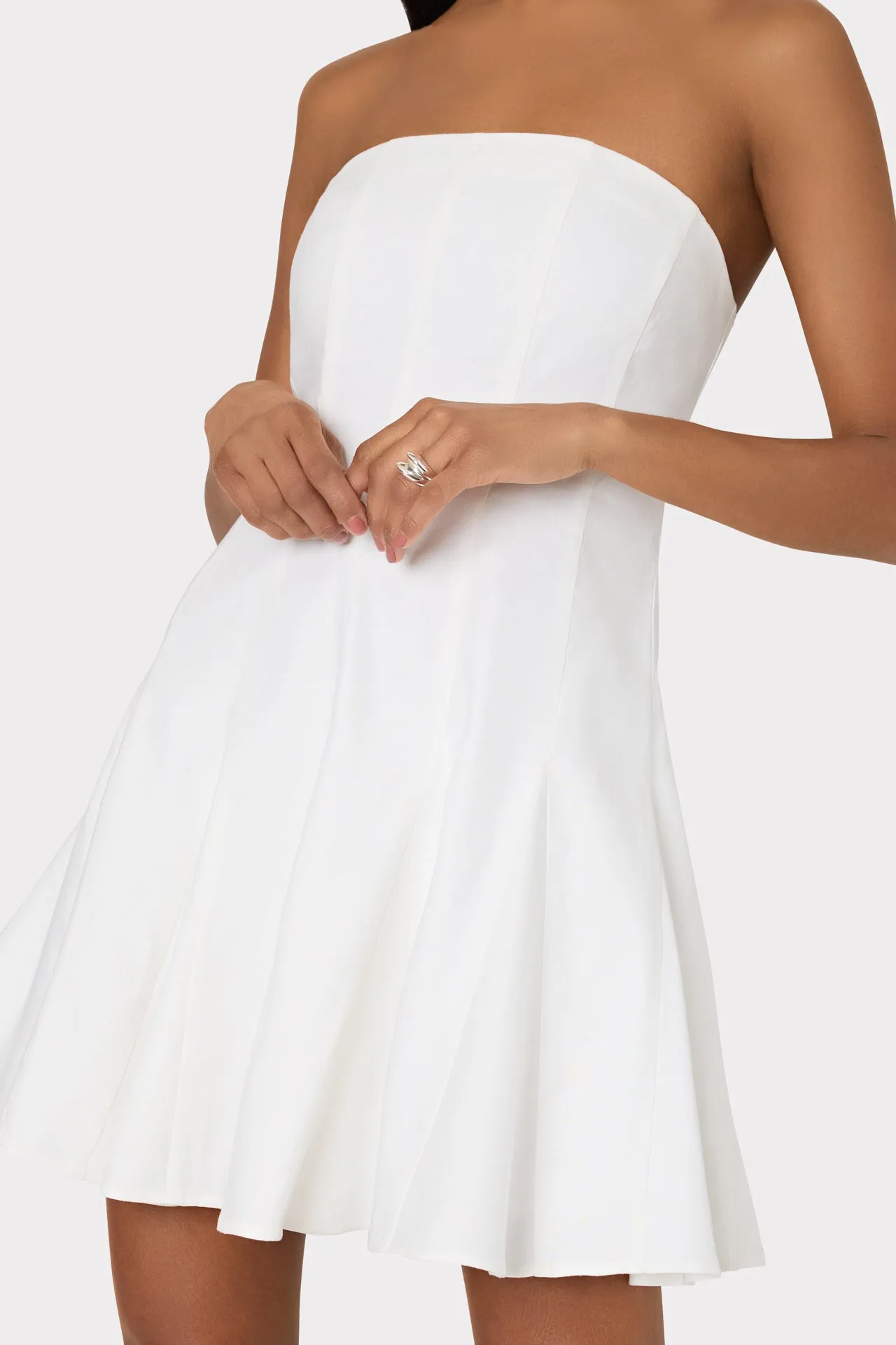 Cameron Solid Linen Strapless Dress sold by Milly product image thumbnail 3