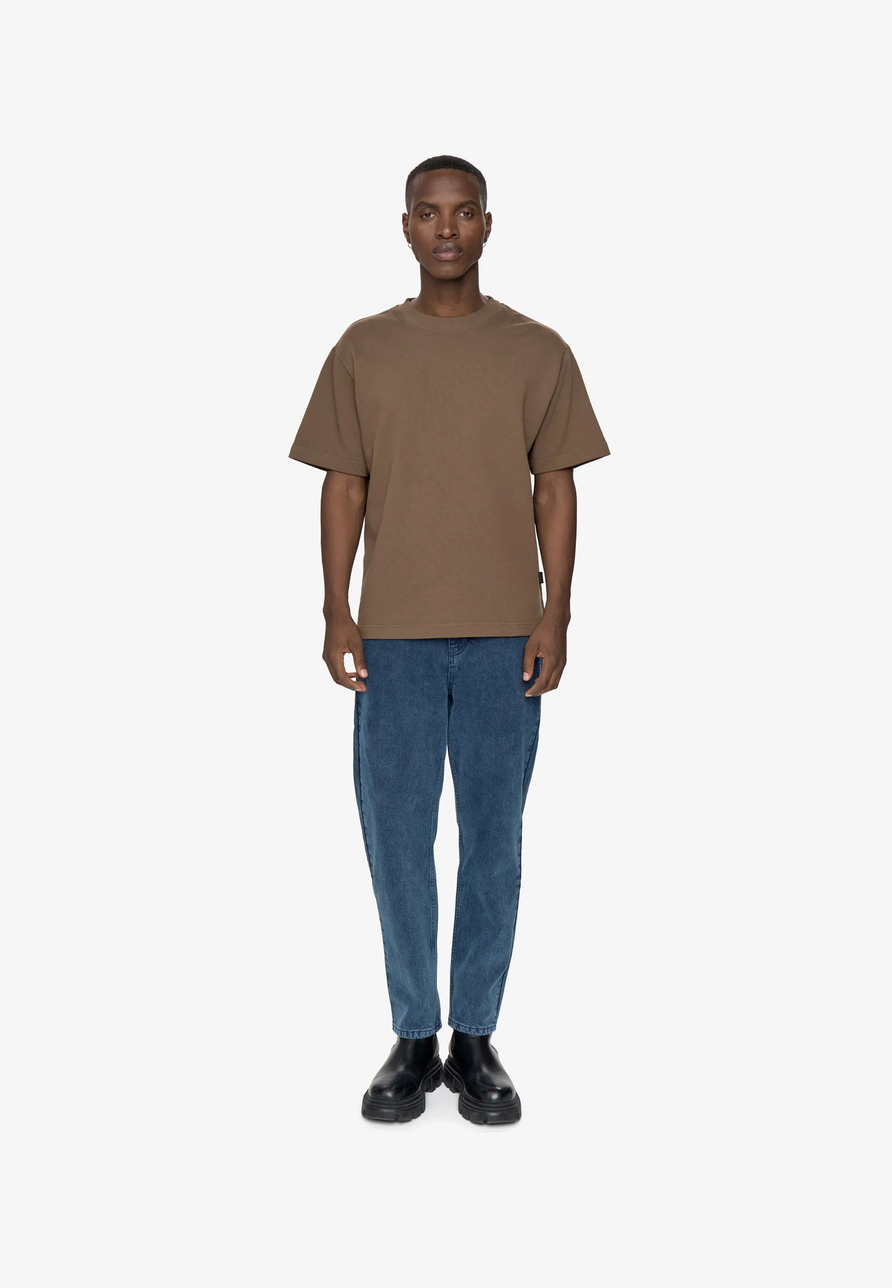 Terry short sleeved t-shirt 3834 - Shitake sold by Minimum