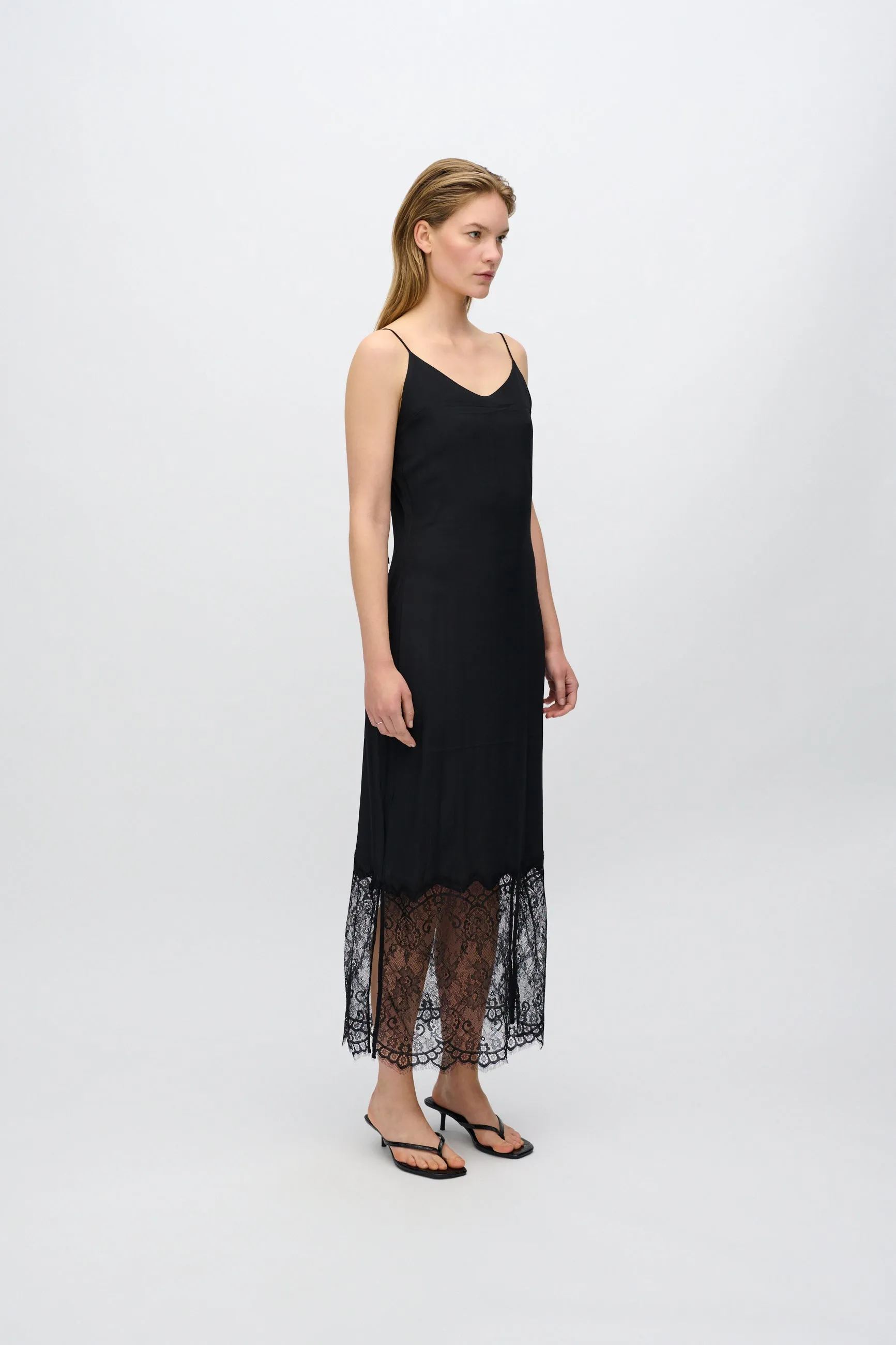Elly midi dress with lace 4257 - Black sold by Minimum product image thumbnail 2